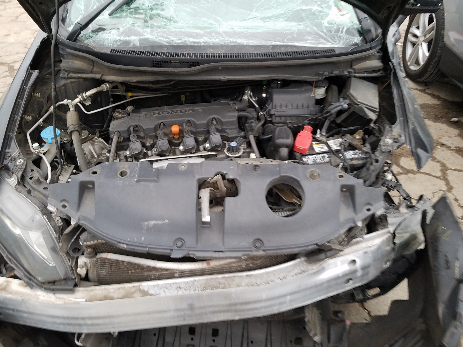 Zdjęcie 7 z aukcji – 2015 HONDA CIVIC LX z VIN 19XFB2F56FE094050