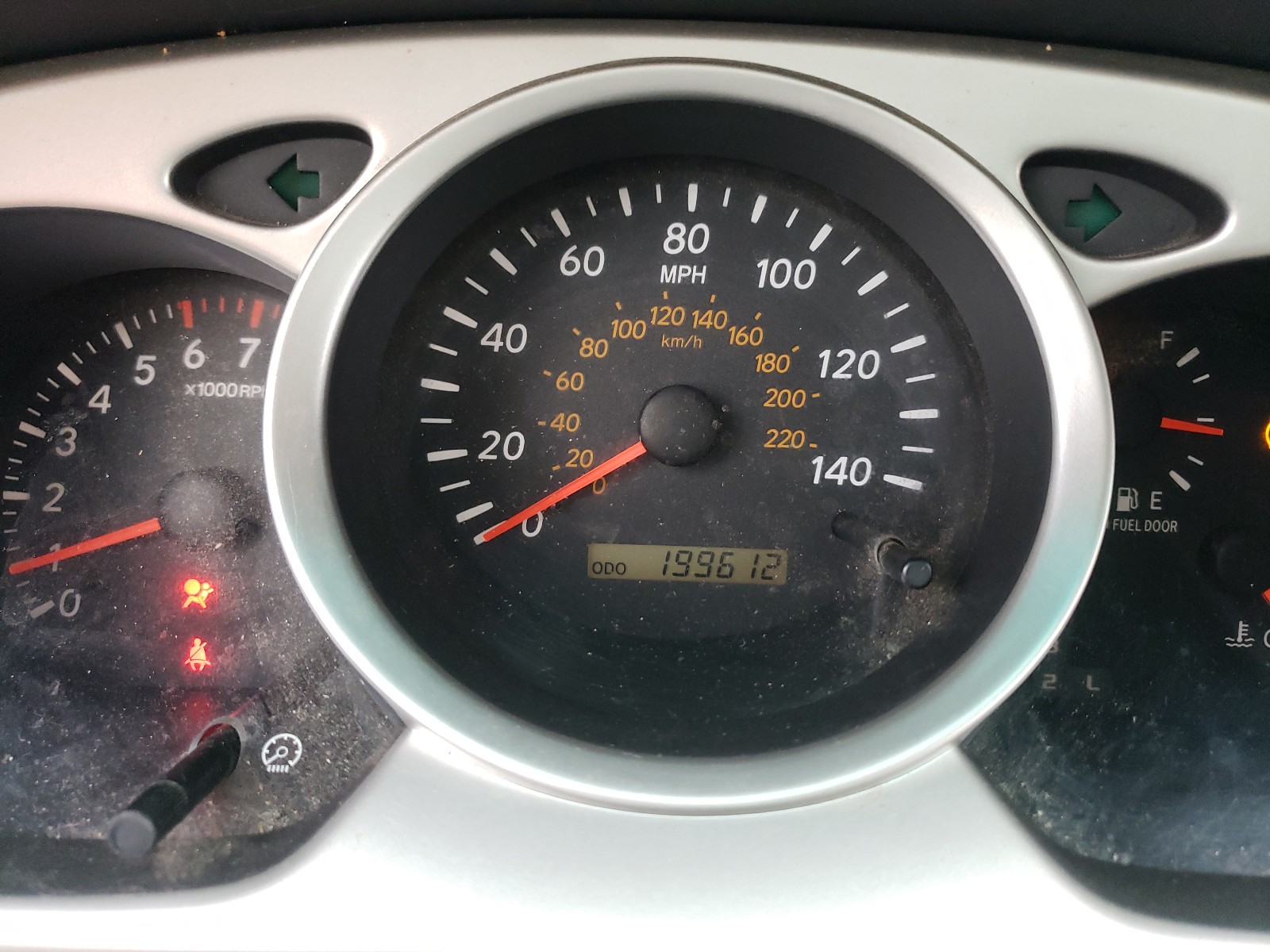 Foto 8 de la subasta – 2004 TOYOTA HIGHLANDER con VIN JTEDP21A140010988