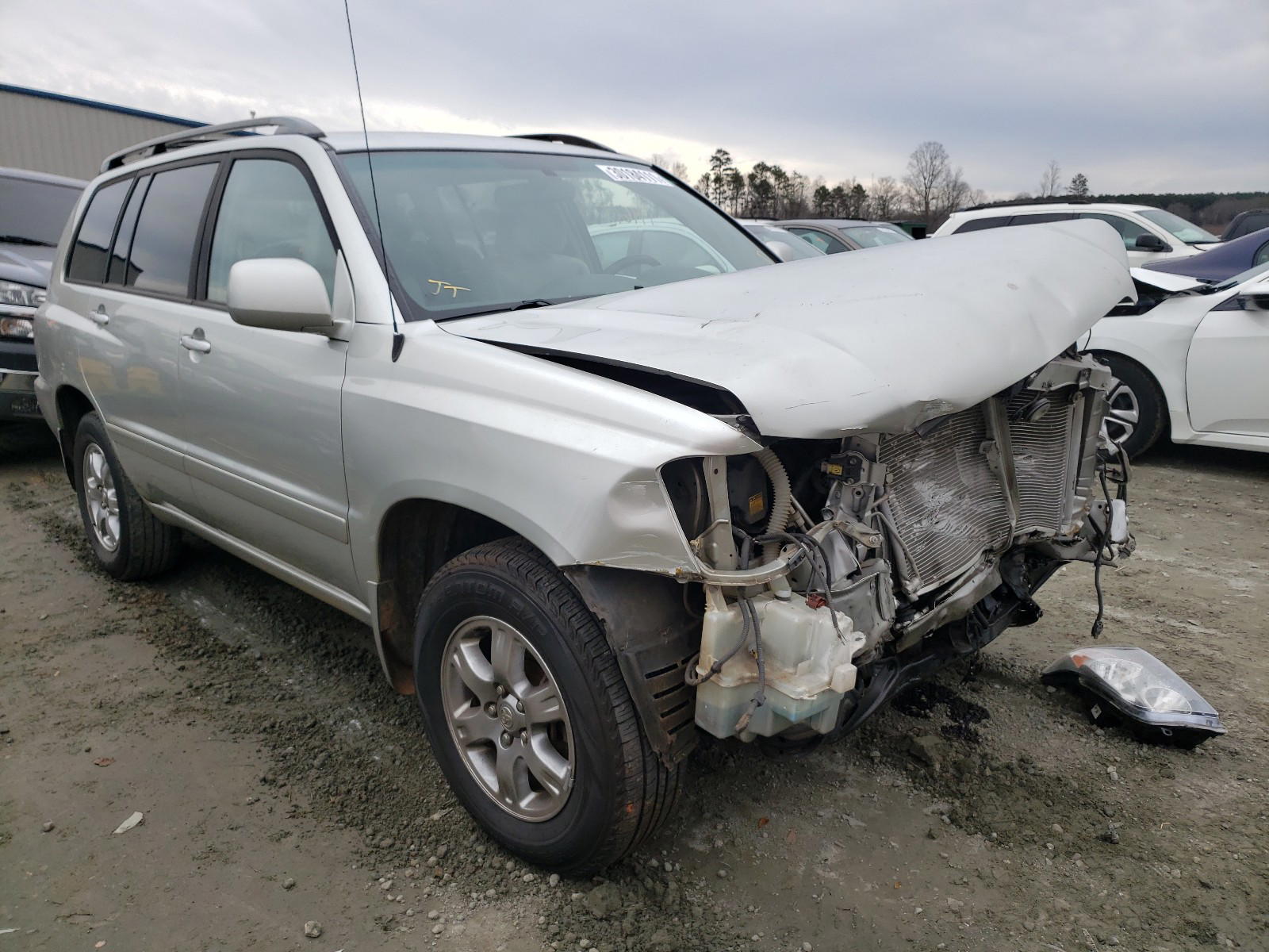 TOYOTA HIGHLANDER 2004 with VIN JTEDP21A140010988 - Photo from auction