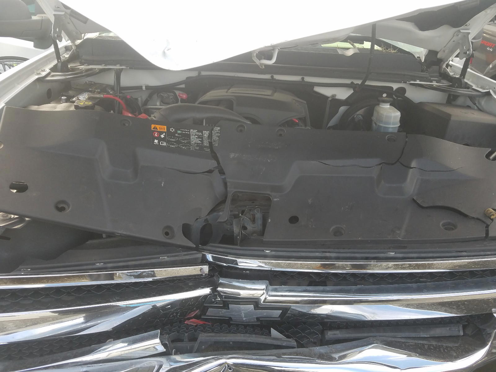 Photo 7 from auction – 2011 CHEVROLET SILVERADO with VIN 1GCRCREA2BZ415730