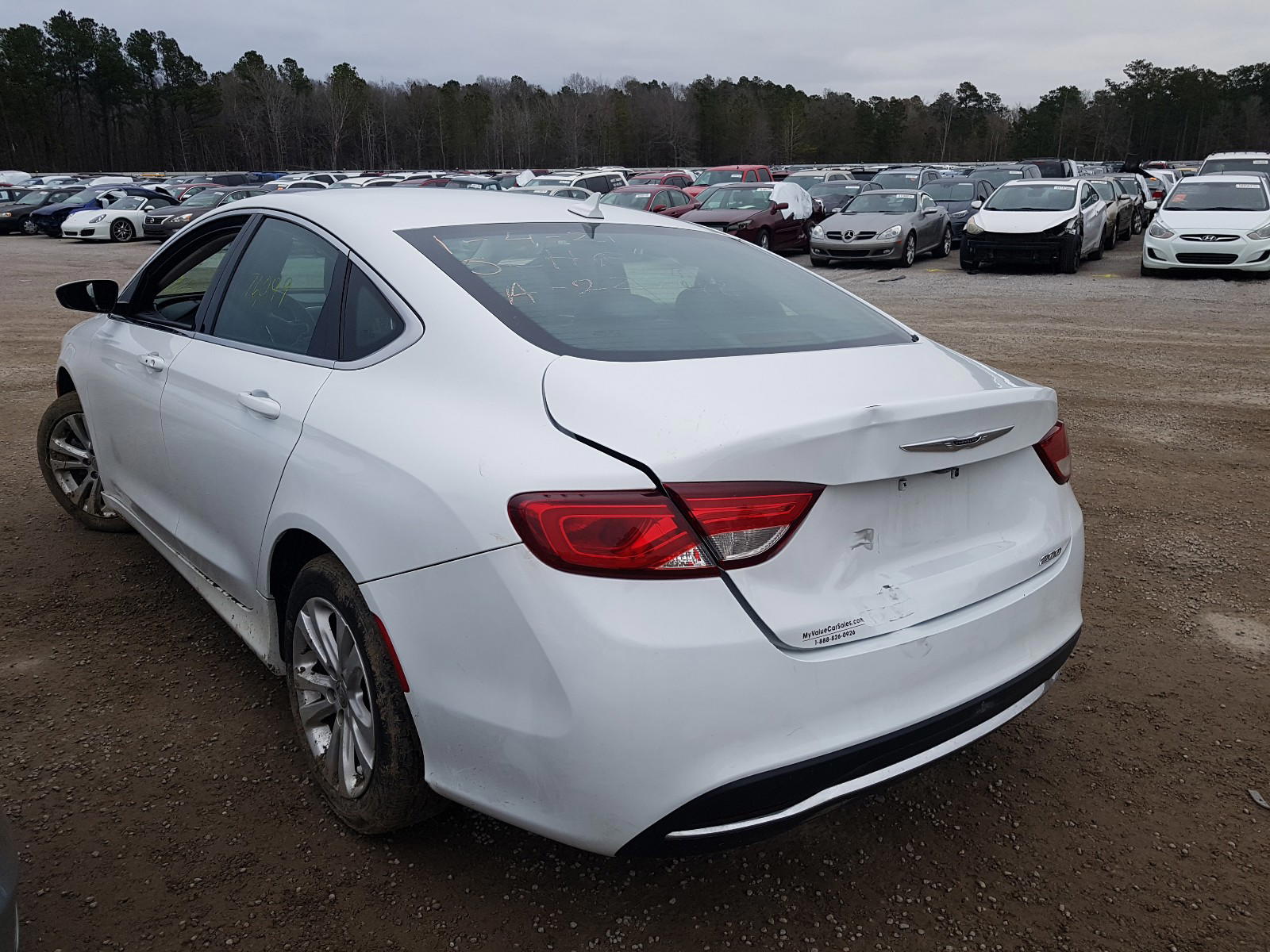 Photo 3 from auction – 2016 CHRYSLER 200 LIMITE with VIN 1C3CCCAB3GN189671