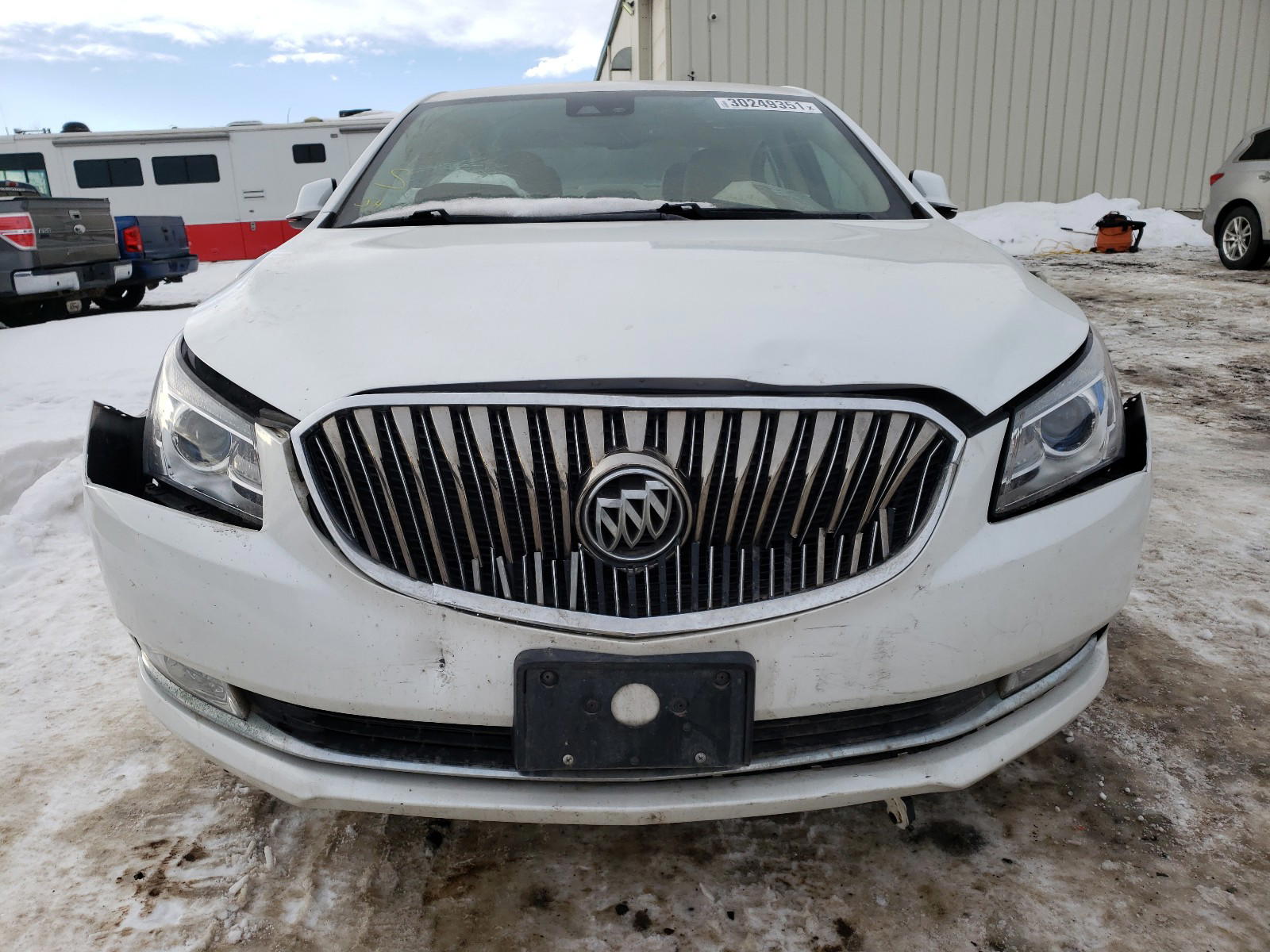 Photo 9 from auction – 2016 BUICK LACROSSE with VIN 1G4GC5G34GF259063