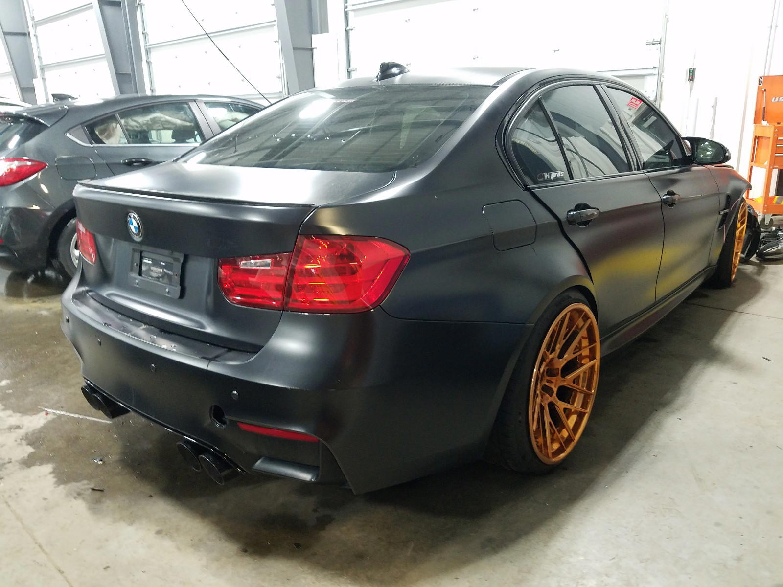 Photo 4 from auction – 2015 BMW M3 with VIN WBS3C9C54FP803712