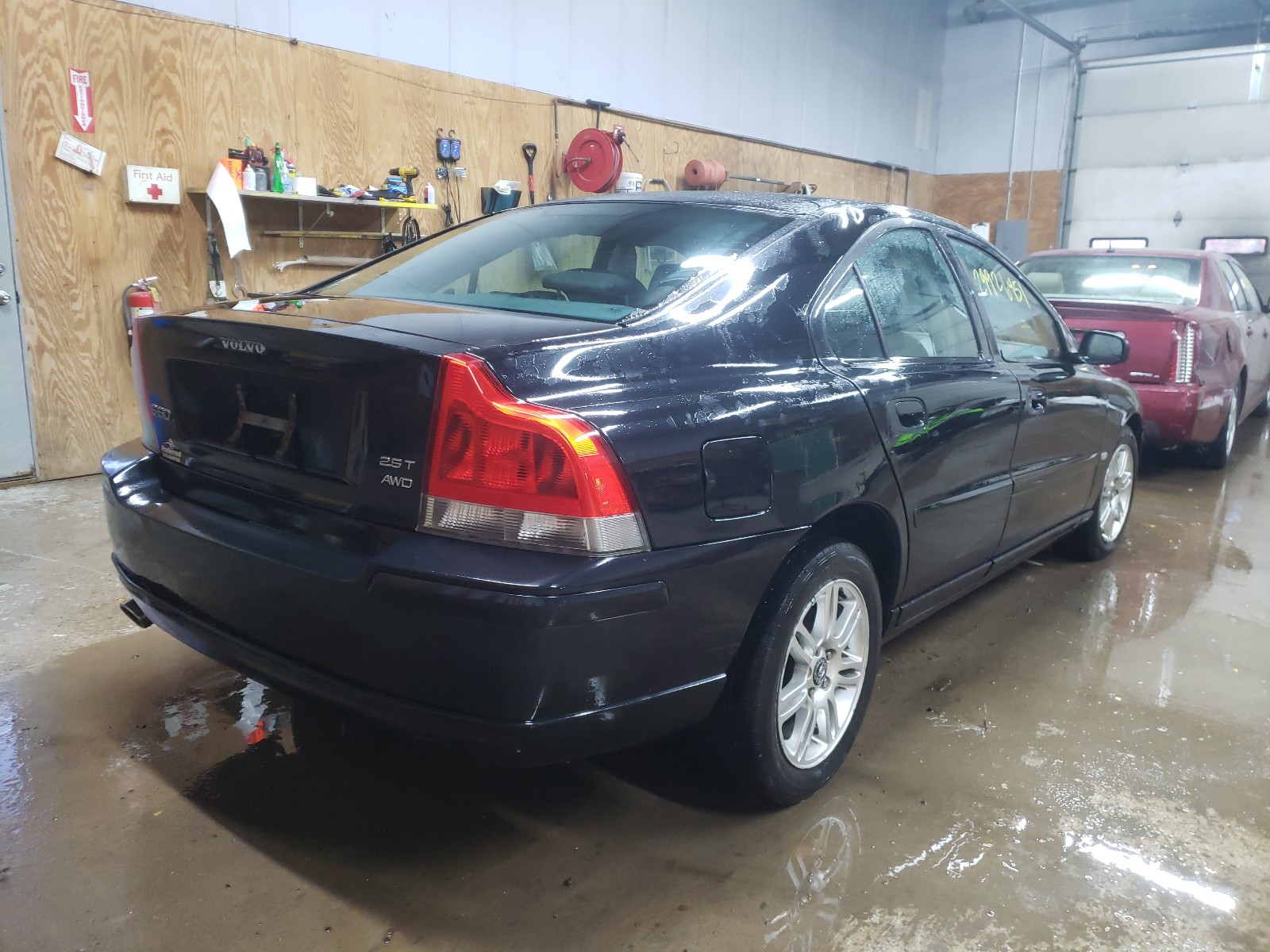 Photo 4 from auction – 2006 VOLVO S60 2.5T with VIN YV1RH592762552622