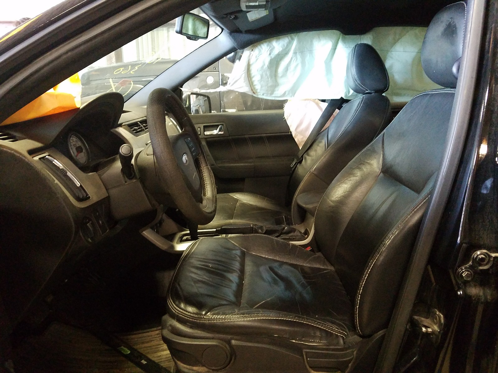 Photo 5 from auction – 2010 FORD FOCUS SEL with VIN 1FAHP3HN3AW225453