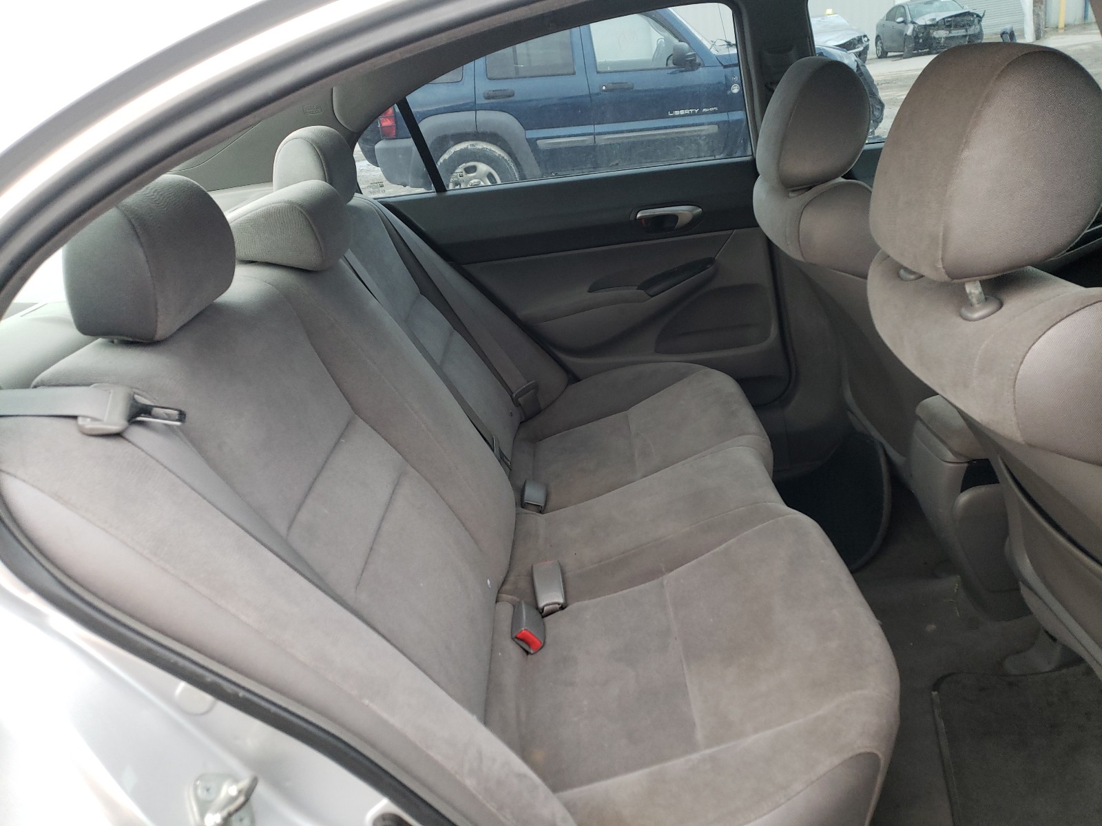 Photo 6 from auction – 2006 HONDA CIVIC with VIN 1HGFA16506L118378