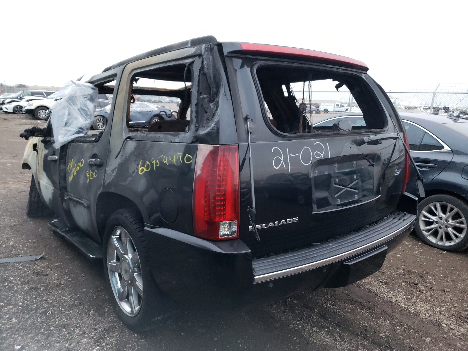 Photo 3 from auction – 2007 CADILLAC ESCALADE L with VIN 1GYEC63877R309398