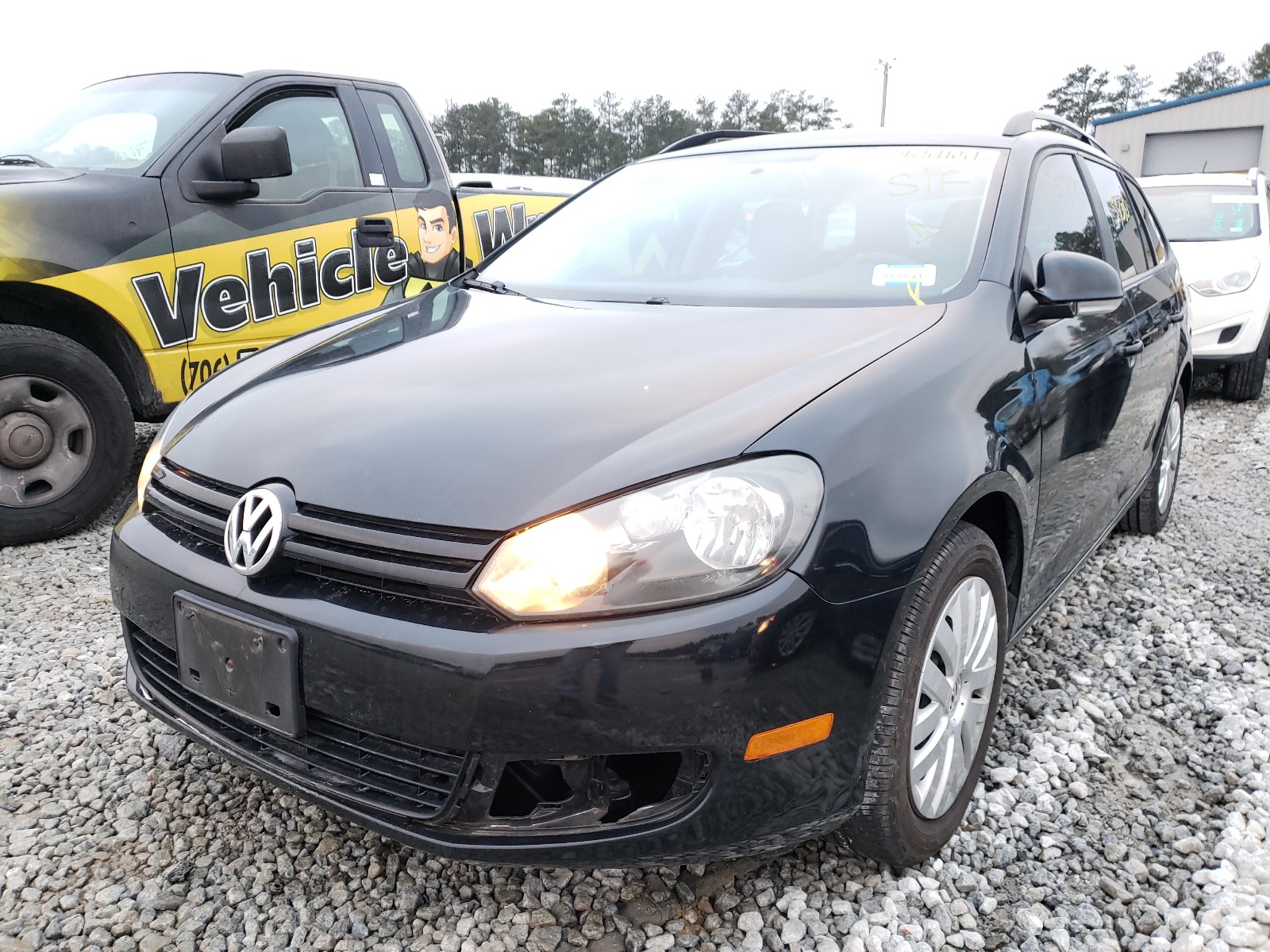 Photo 2 from auction – 2014 VOLKSWAGEN JETTA S with VIN 3VWPP7AJ6EM603644