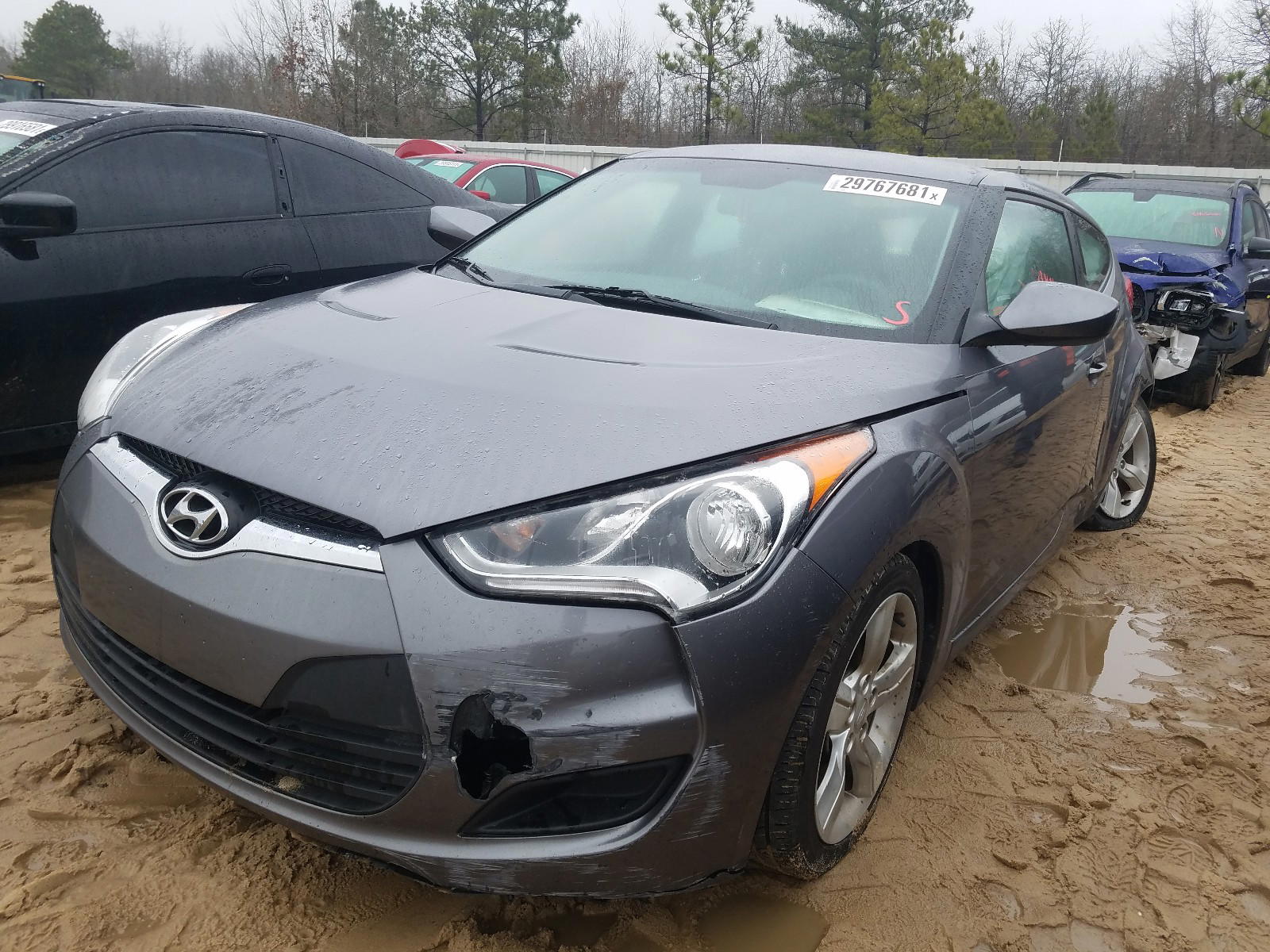Photo 2 from auction – 2015 HYUNDAI VELOSTER with VIN KMHTC6AD8FU226969