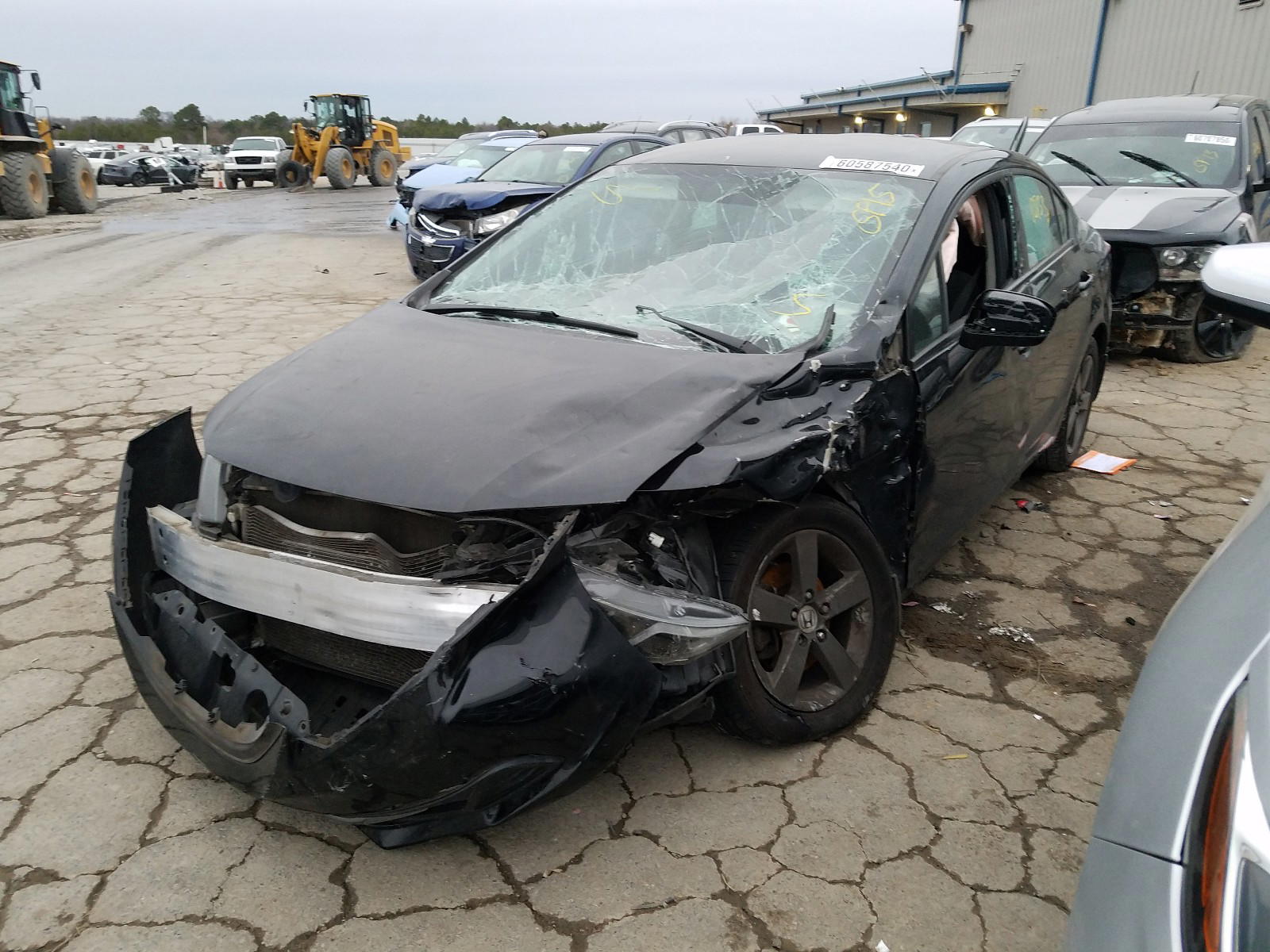 Photo 2 from auction – 2015 HONDA CIVIC LX with VIN 19XFB2F56FE094050