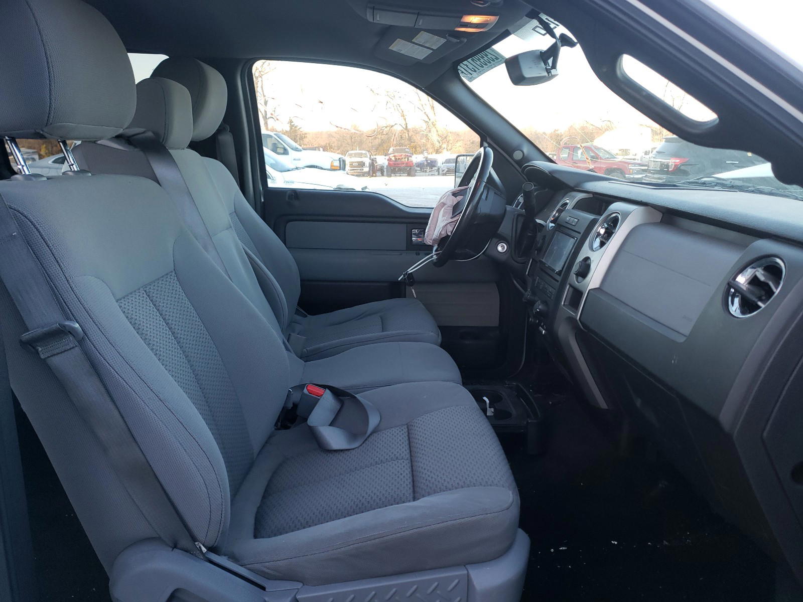 Photo 5 from auction – 2012 FORD F150 SUPER with VIN 1FTFW1ET2CFA05042