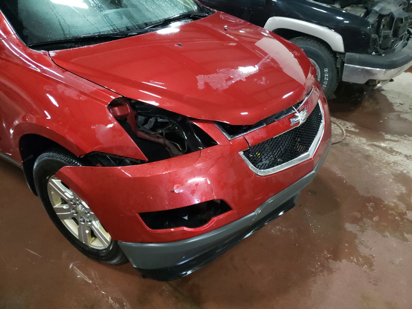 Photo 9 from auction – 2012 CHEVROLET TRAVERSE L with VIN 1GNKVGED8CJ262854