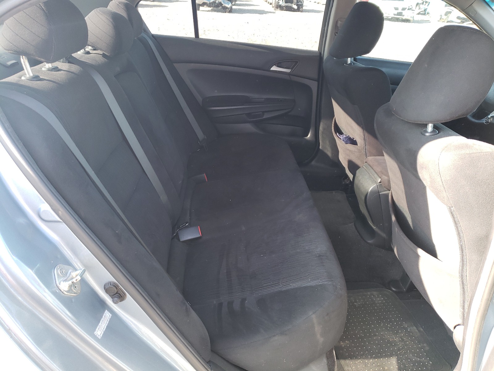 Photo 6 from auction – 2012 HONDA ACCORD LXP with VIN 1HGCP2F40CA003883