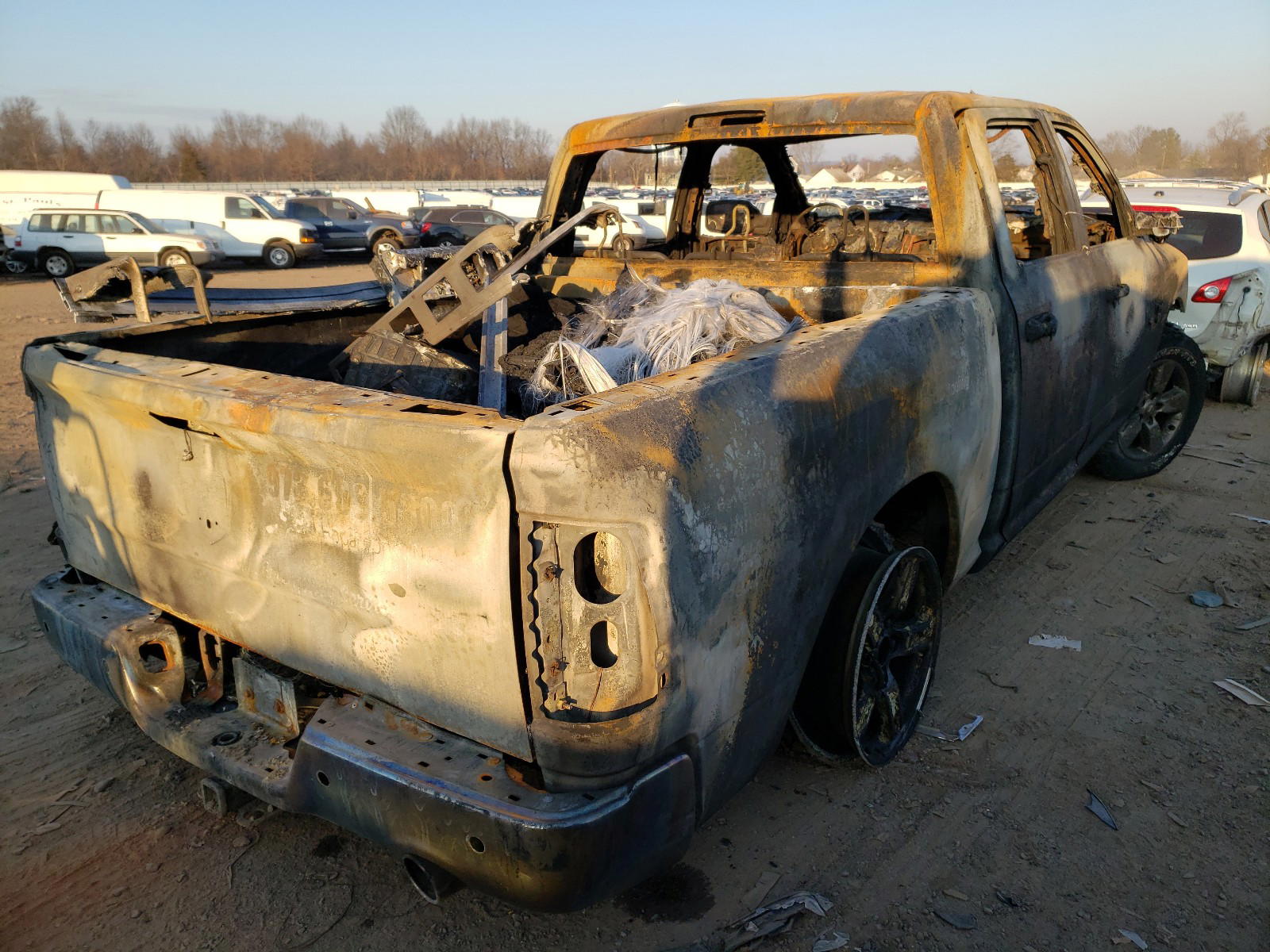 Photo 4 from auction – 2019 RAM 1500 CLASS with VIN 1C6RR7LT4KS557553