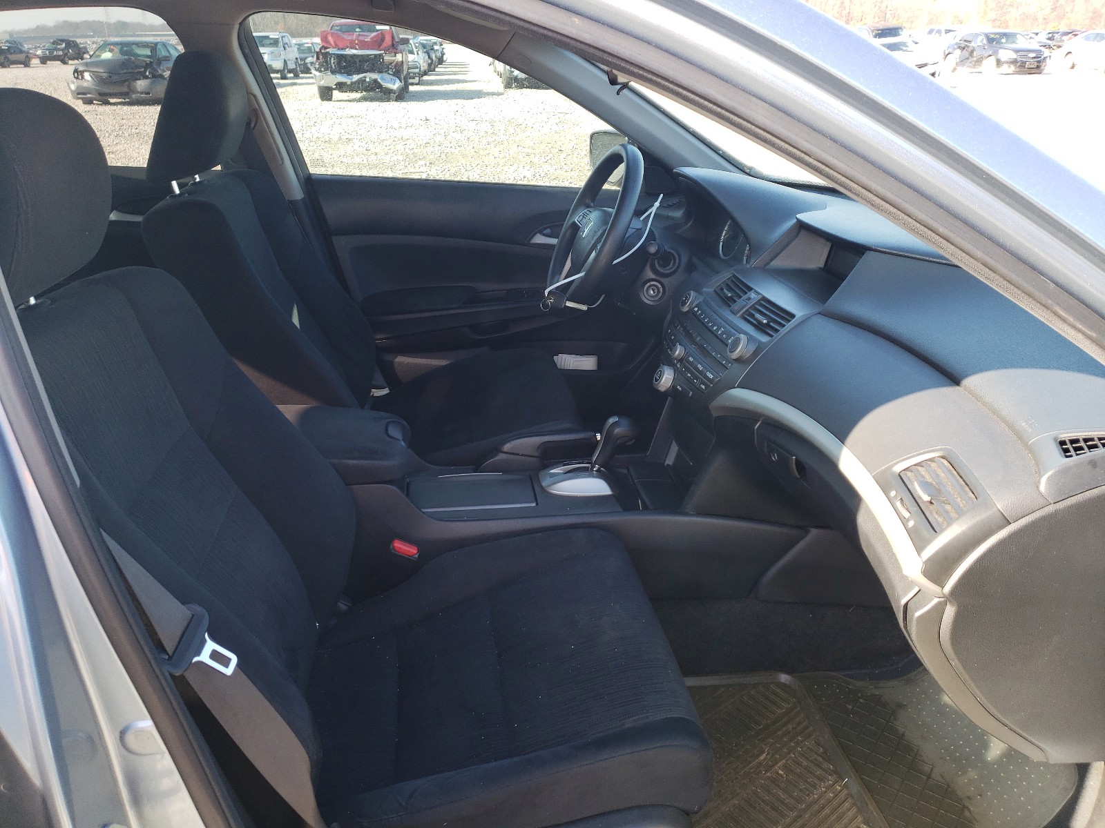 Photo 5 from auction – 2012 HONDA ACCORD LXP with VIN 1HGCP2F40CA003883