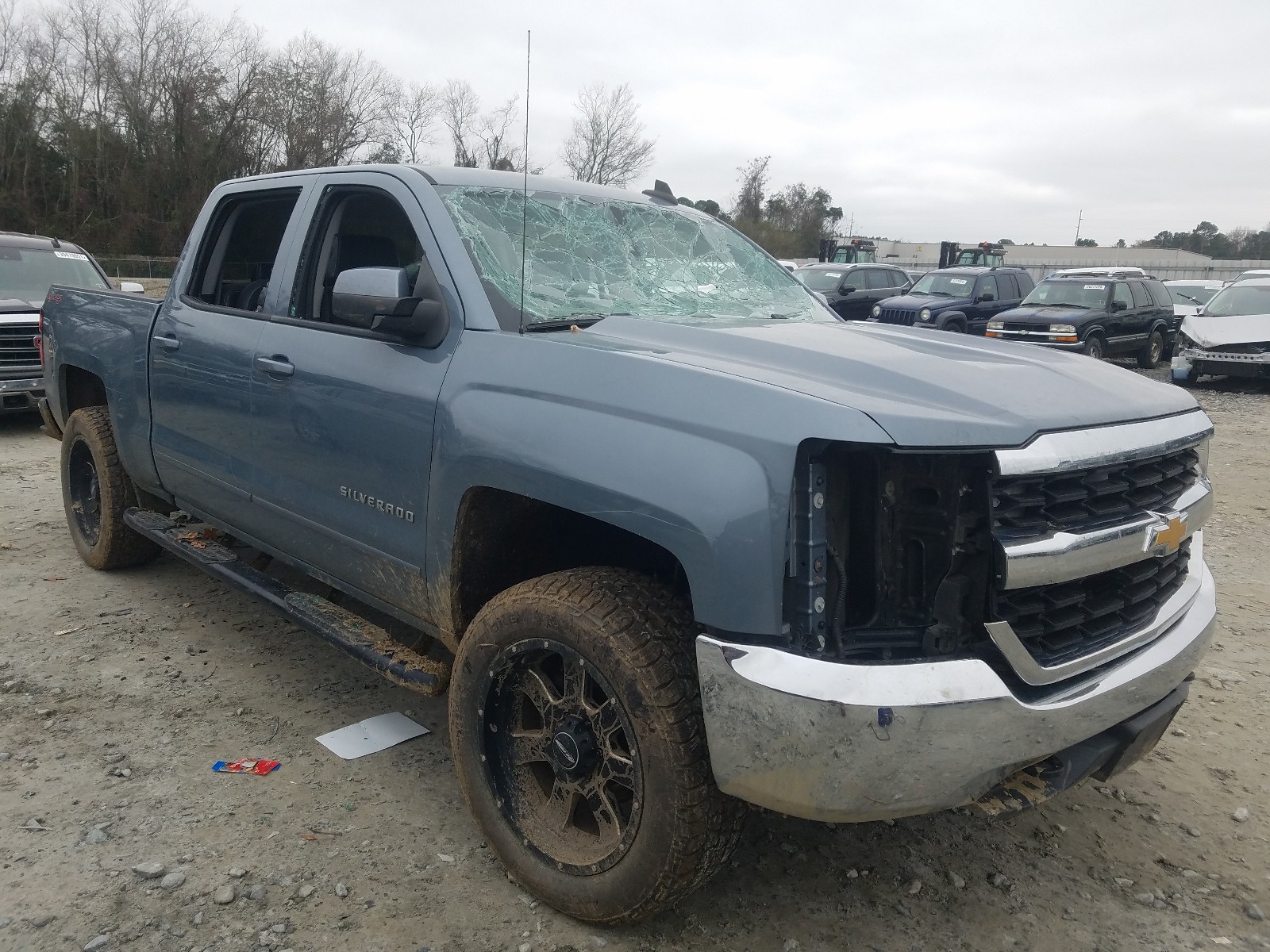 CHEVROLET SILVERADO 2016 z numerem VIN 3GCUKREC0GG141109 - Zdjęcie z aukcji