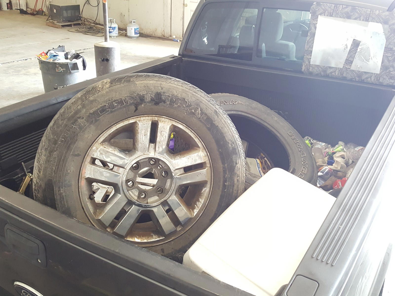 Photo 9 from auction – 2008 FORD F150 with VIN 1FTPX14VX8FA28502