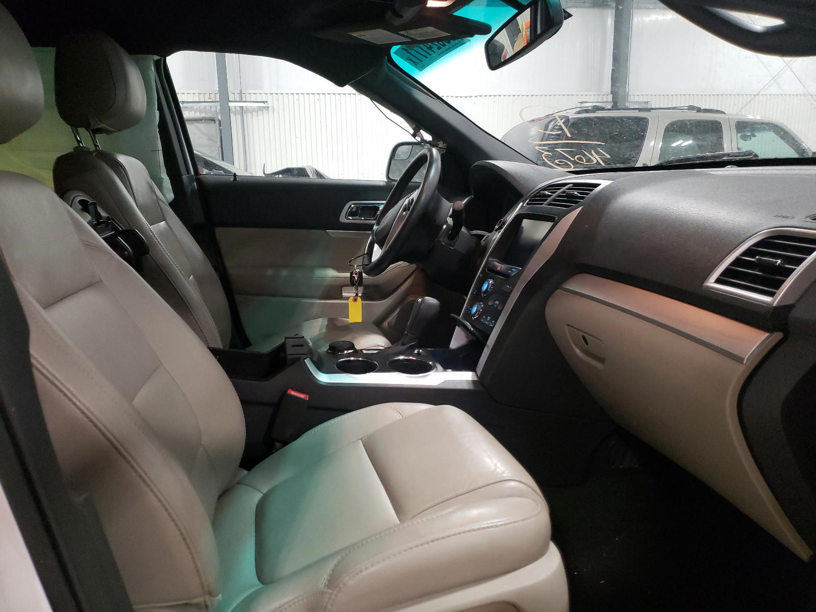 Photo 5 from auction – 2013 FORD EXPLORER X with VIN 1FM5K8D89DGC44673