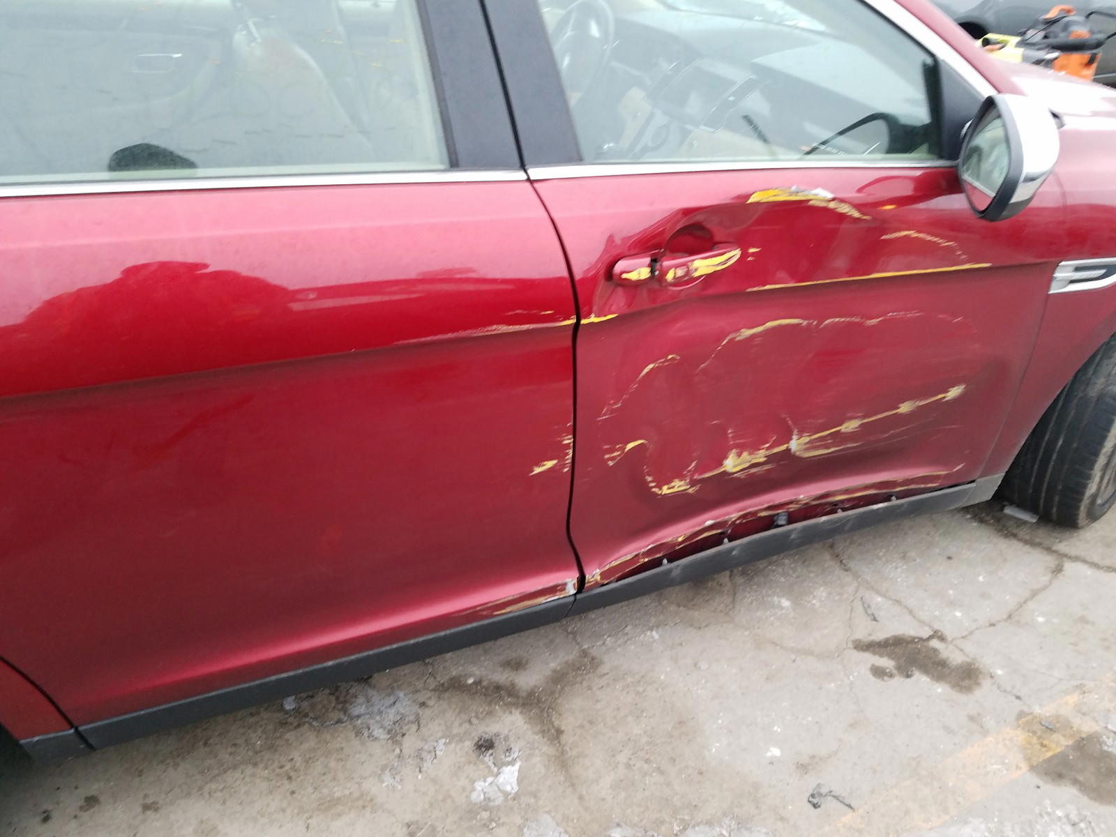 Photo 9 from auction – 2013 FORD TAURUS LIM with VIN 1FAHP2F82DG151917