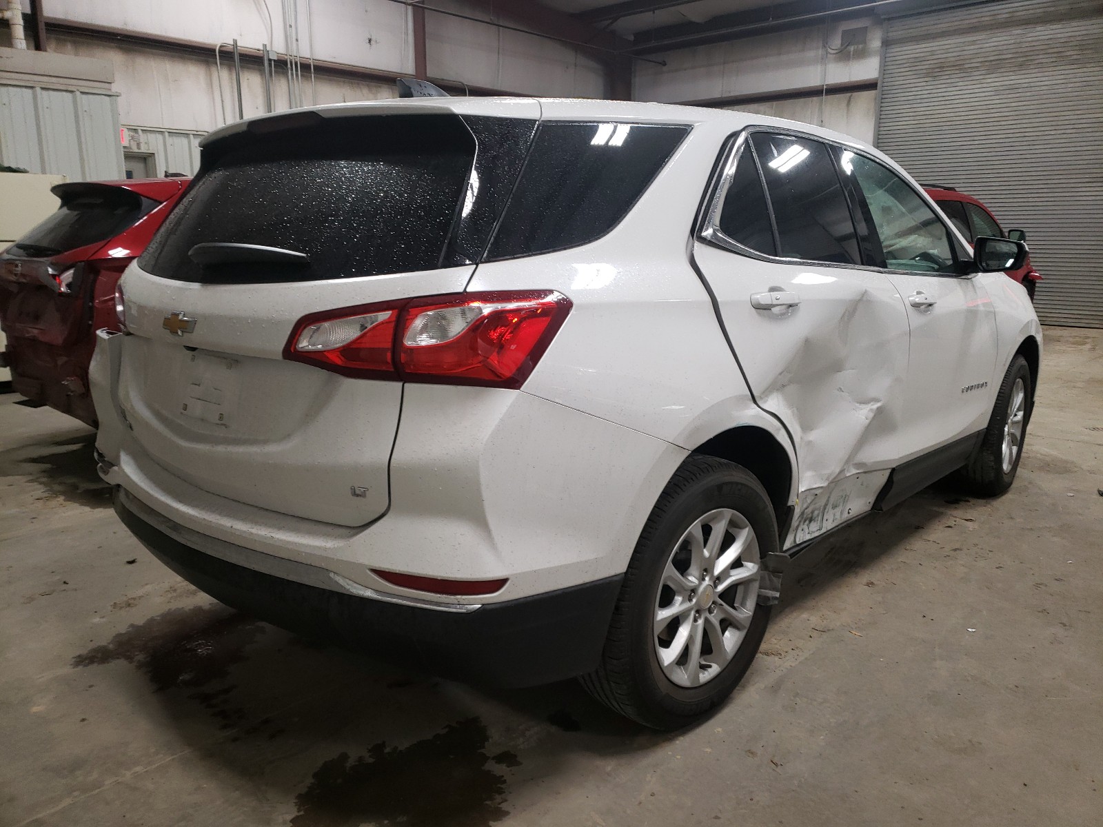 Photo 4 from auction – 2018 CHEVROLET EQUINOX LT with VIN 2GNAXJEV4J6338320