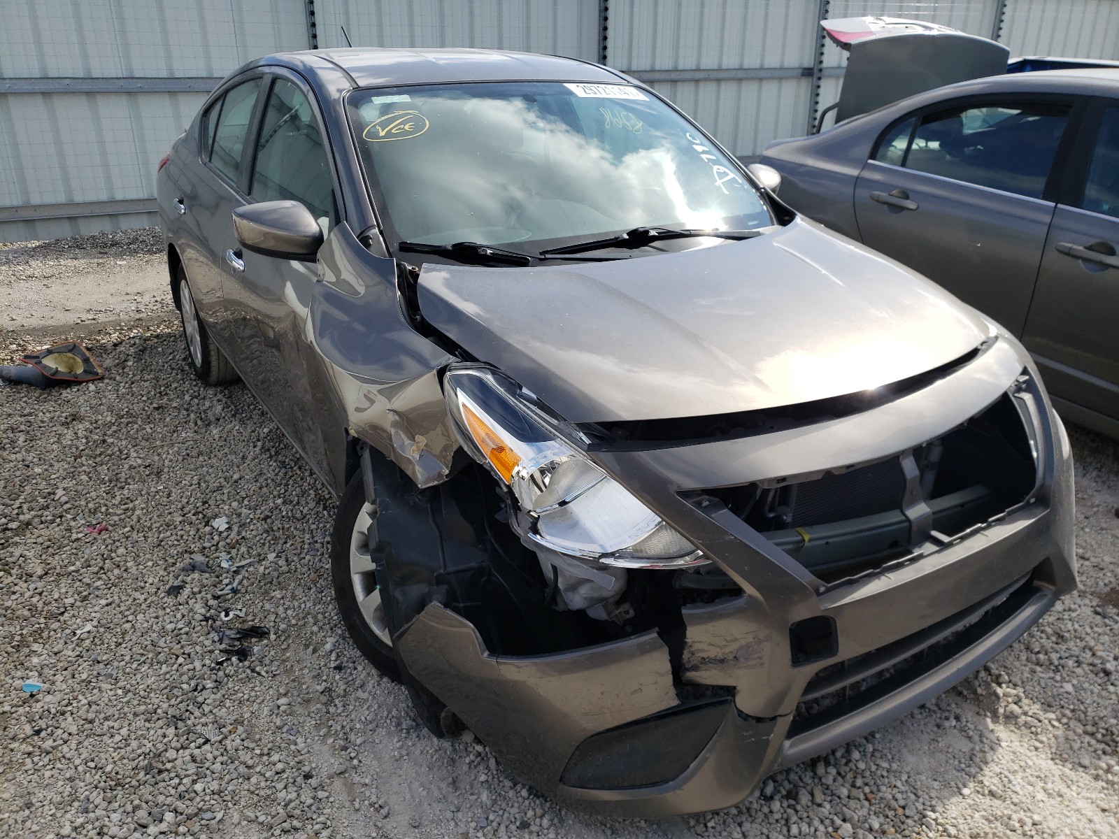 Photo 9 from auction – 2016 NISSAN VERSA S with VIN 3N1CN7AP0GL915790