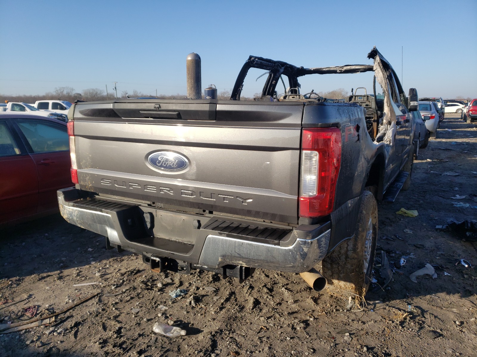 Zdjęcie 4 z aukcji – 2018 FORD F250 SUPER z VIN 1FT7W2B69JEC16752