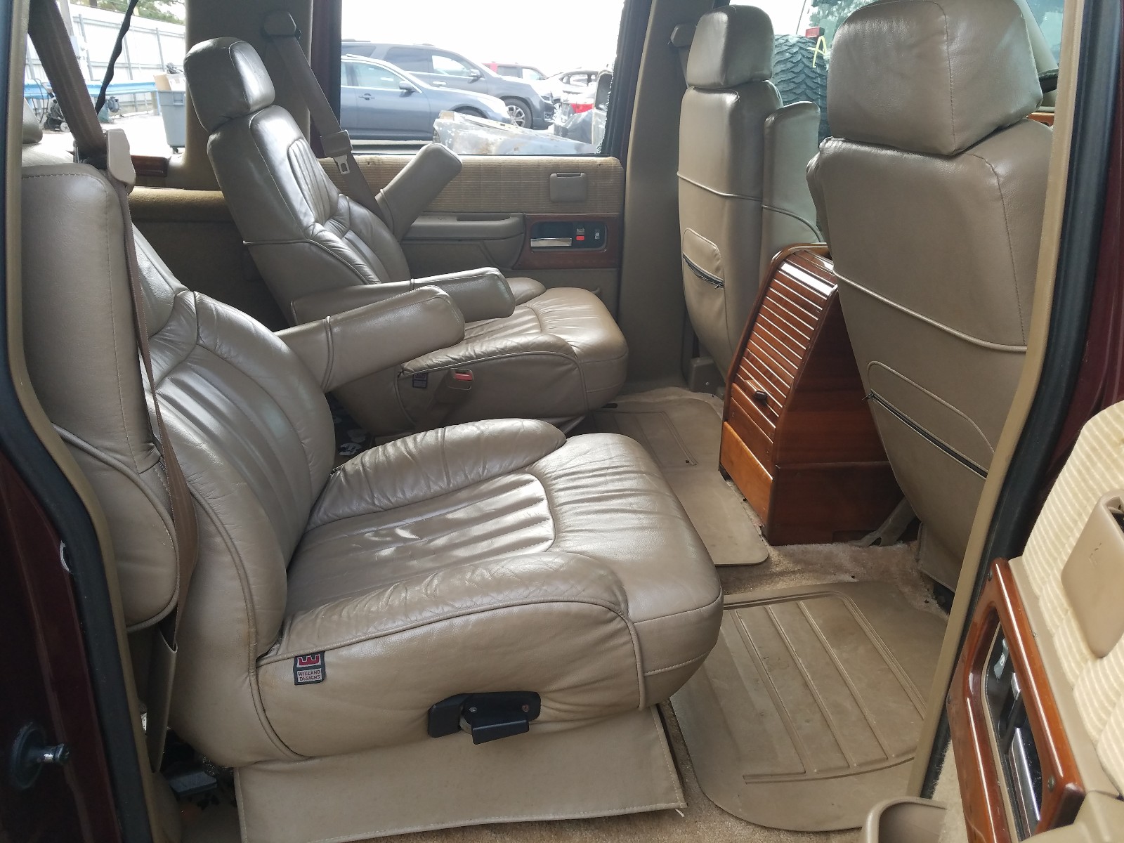 Photo 6 from auction – 1994 GMC SUBURBAN with VIN 1GDEC16K4RJ761824