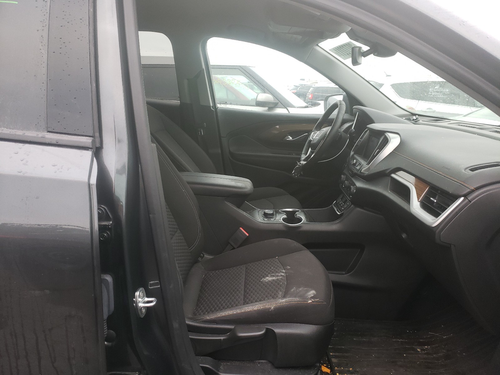 Photo 5 from auction – 2020 GMC TERRAIN SL with VIN 3GKALMEV7LL272130