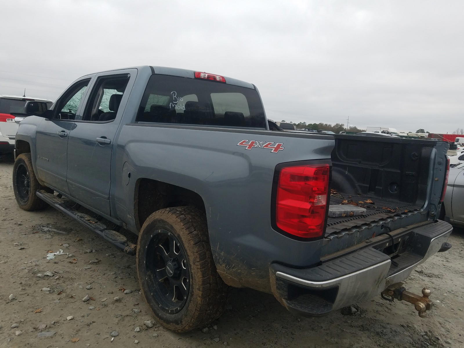 Photo 3 from auction – 2016 CHEVROLET SILVERADO with VIN 3GCUKREC0GG141109