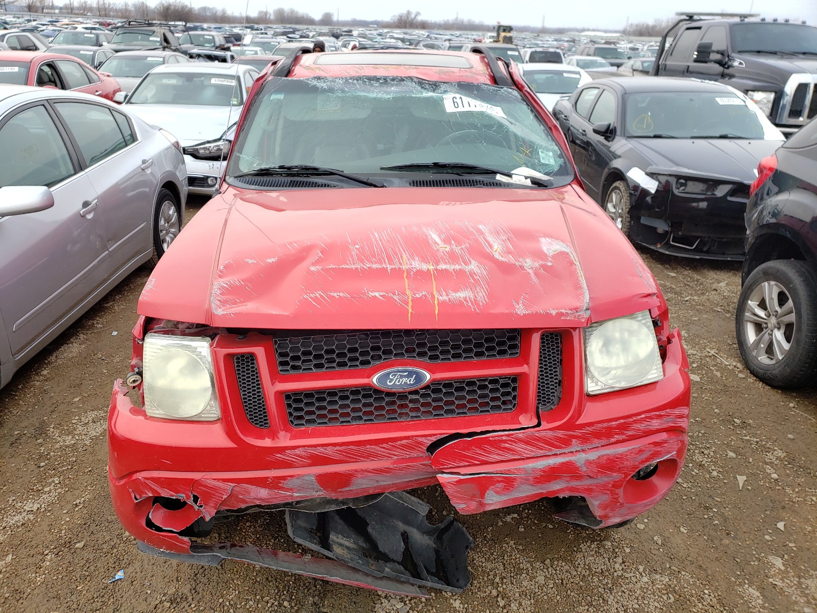 Photo 9 from auction – 2005 FORD EXPLORER S with VIN 1FMZU77KX5UA29206