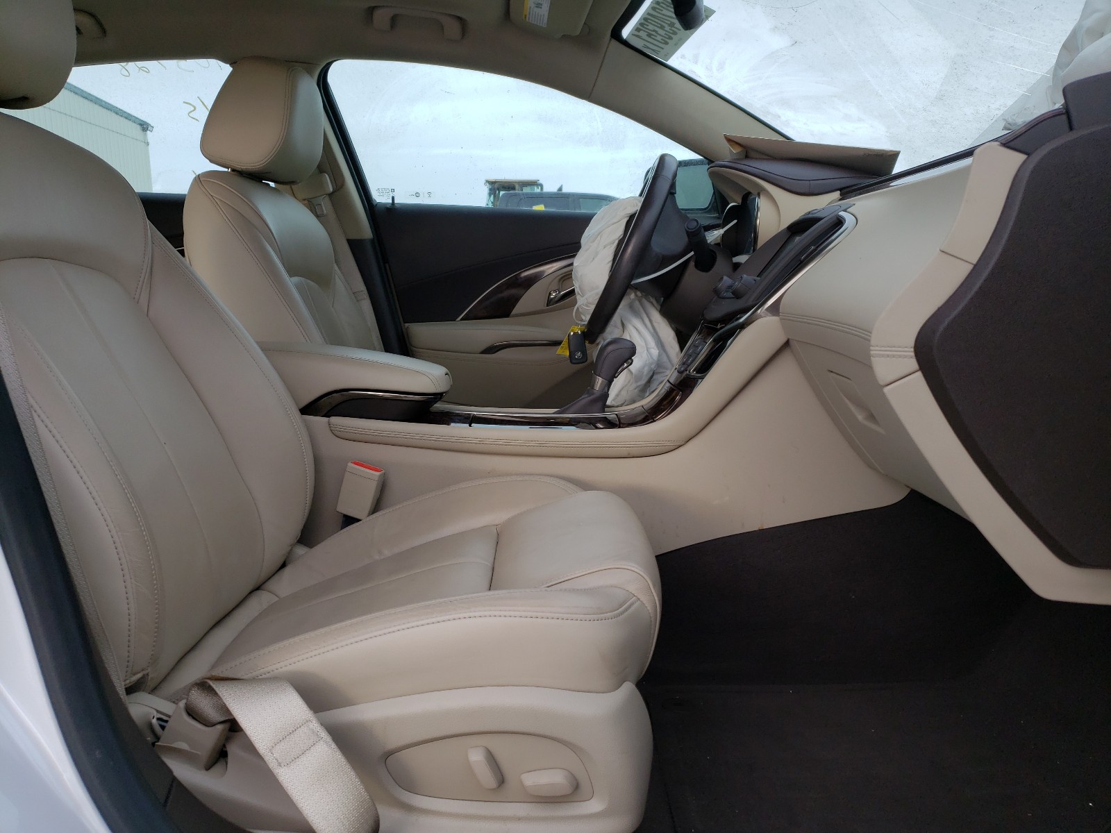 Zdjęcie 5 z aukcji – 2016 BUICK LACROSSE z VIN 1G4GC5G34GF259063