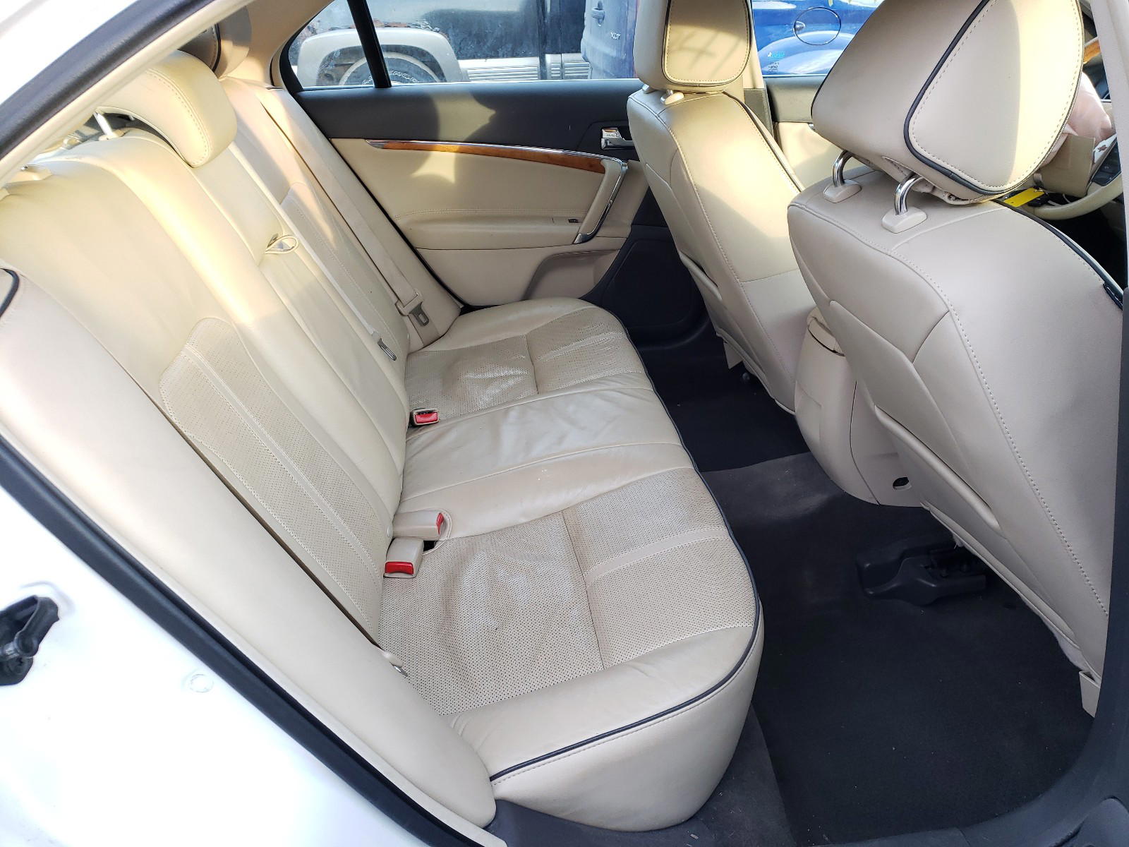Photo 6 from auction – 2012 LINCOLN MKZ with VIN 3LNHL2JC7CR801765
