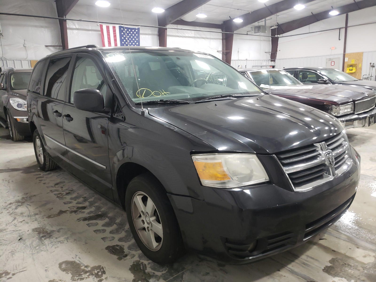 DODGE GRAND CARA 2010 with VIN 2D4RN5D18AR349183 - Photo from auction