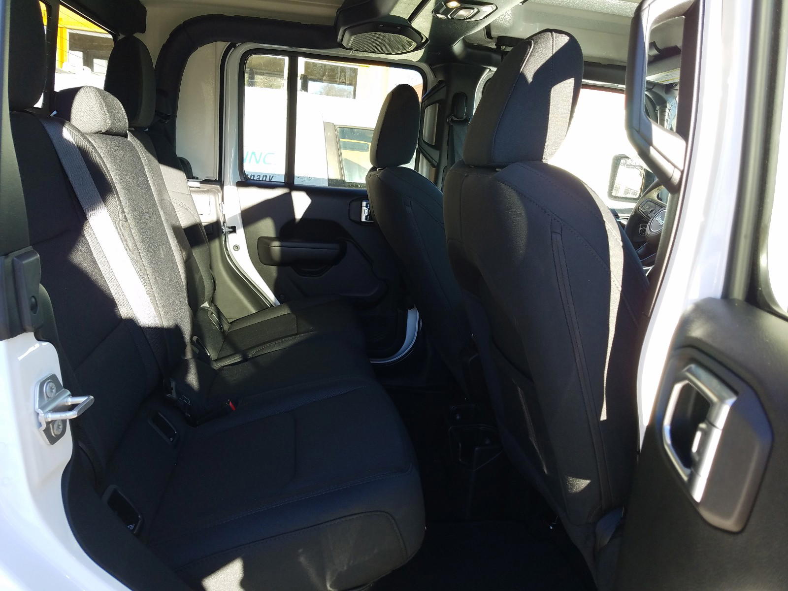 Photo 6 from auction – 2021 JEEP GLADIATOR with VIN 1C6HJTAG8ML506796