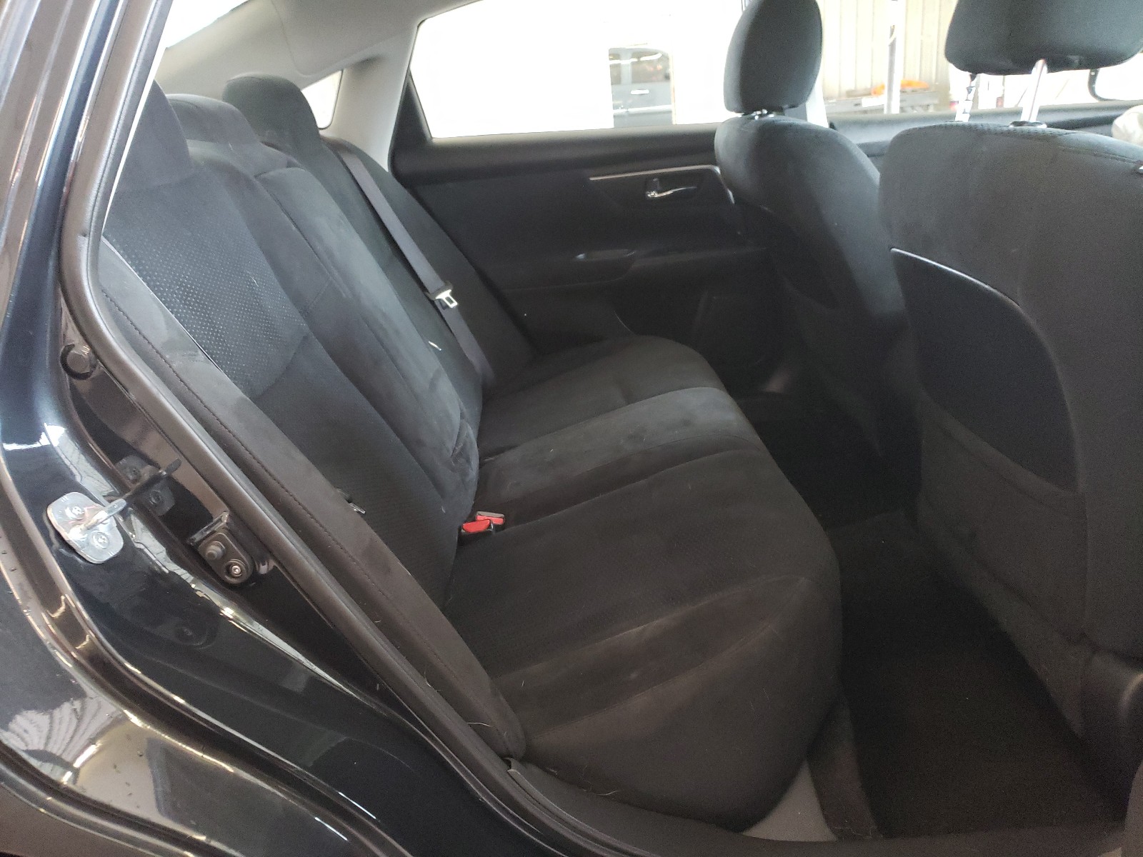 Photo 6 from auction – 2015 NISSAN ALTIMA 2.5 with VIN 1N4AL3APXFN366798