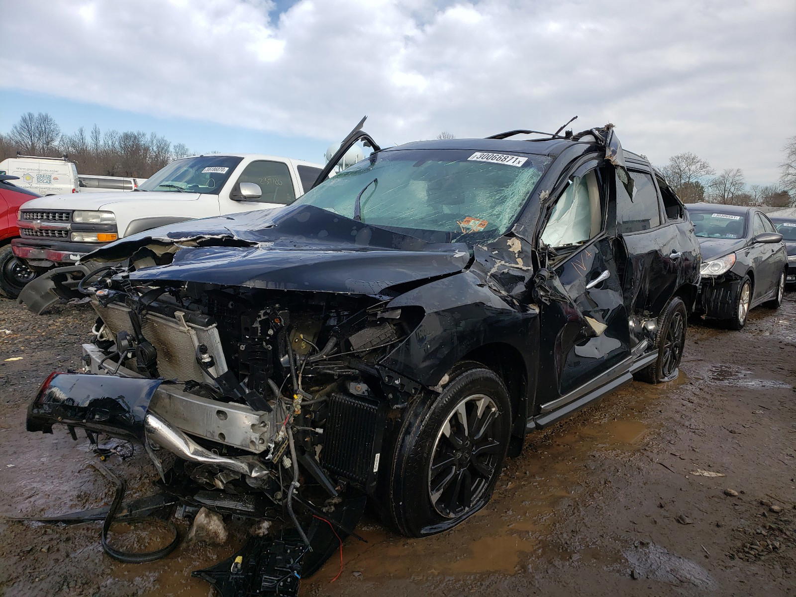 Photo 2 from auction – 2013 NISSAN PATHFINDER with VIN 5N1AR2MM7DC613199