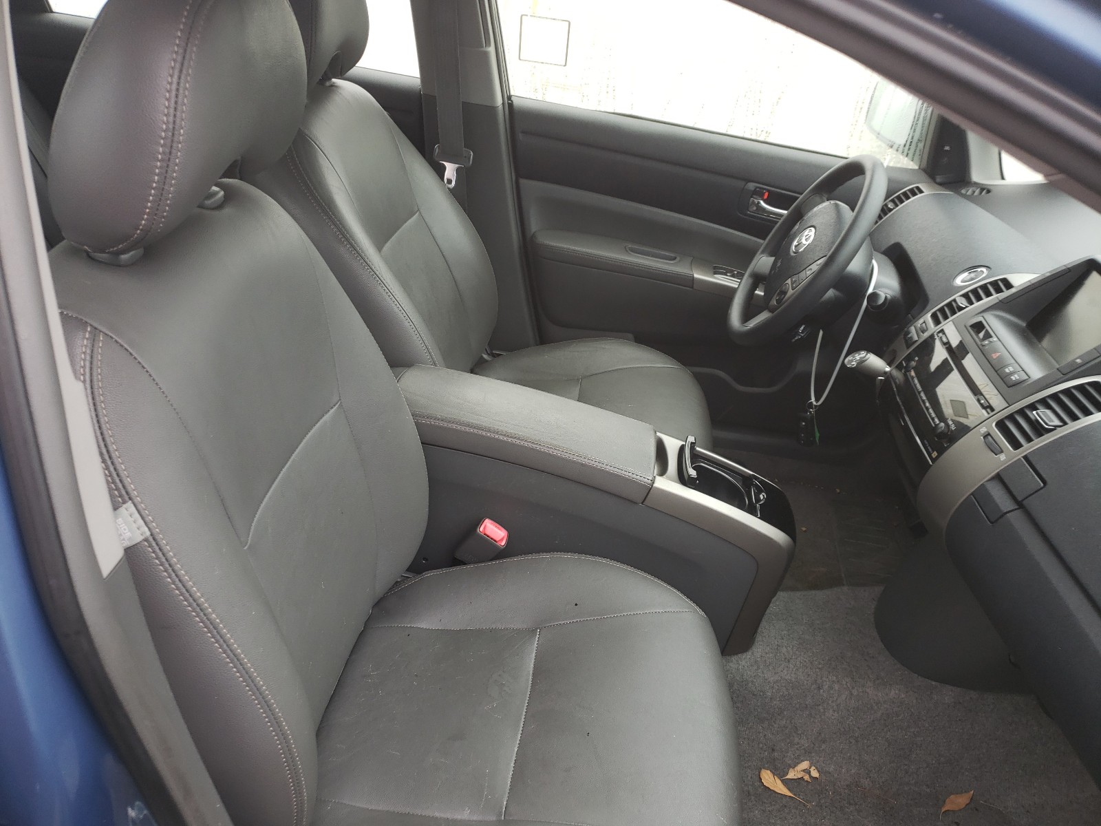 Photo 5 from auction – 2007 TOYOTA PRIUS with VIN JTDKB20U177628121