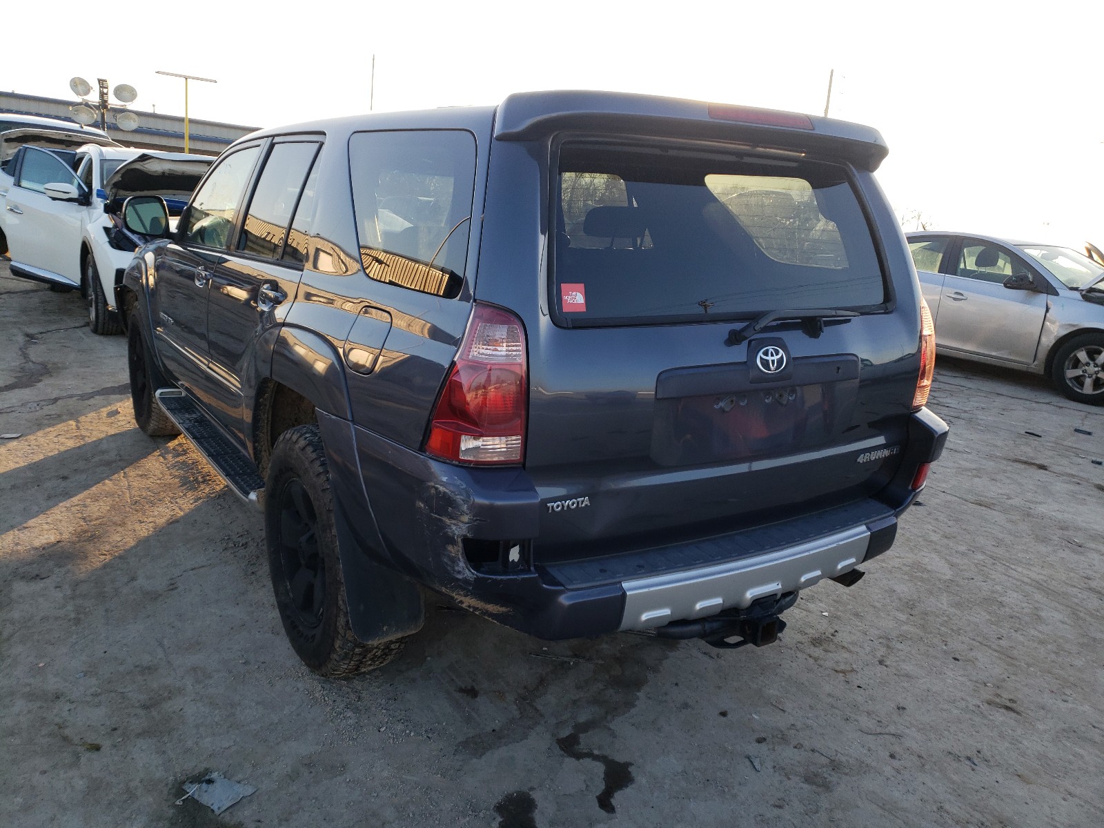 Photo 13 from auction – 2004 TOYOTA 4RUNNER LI with VIN JTEBT17R148012123