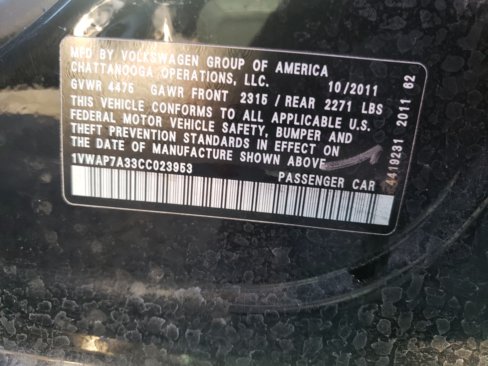 Photo 10 from auction – 2012 VOLKSWAGEN PASSAT S with VIN 1VWAP7A33CC023953