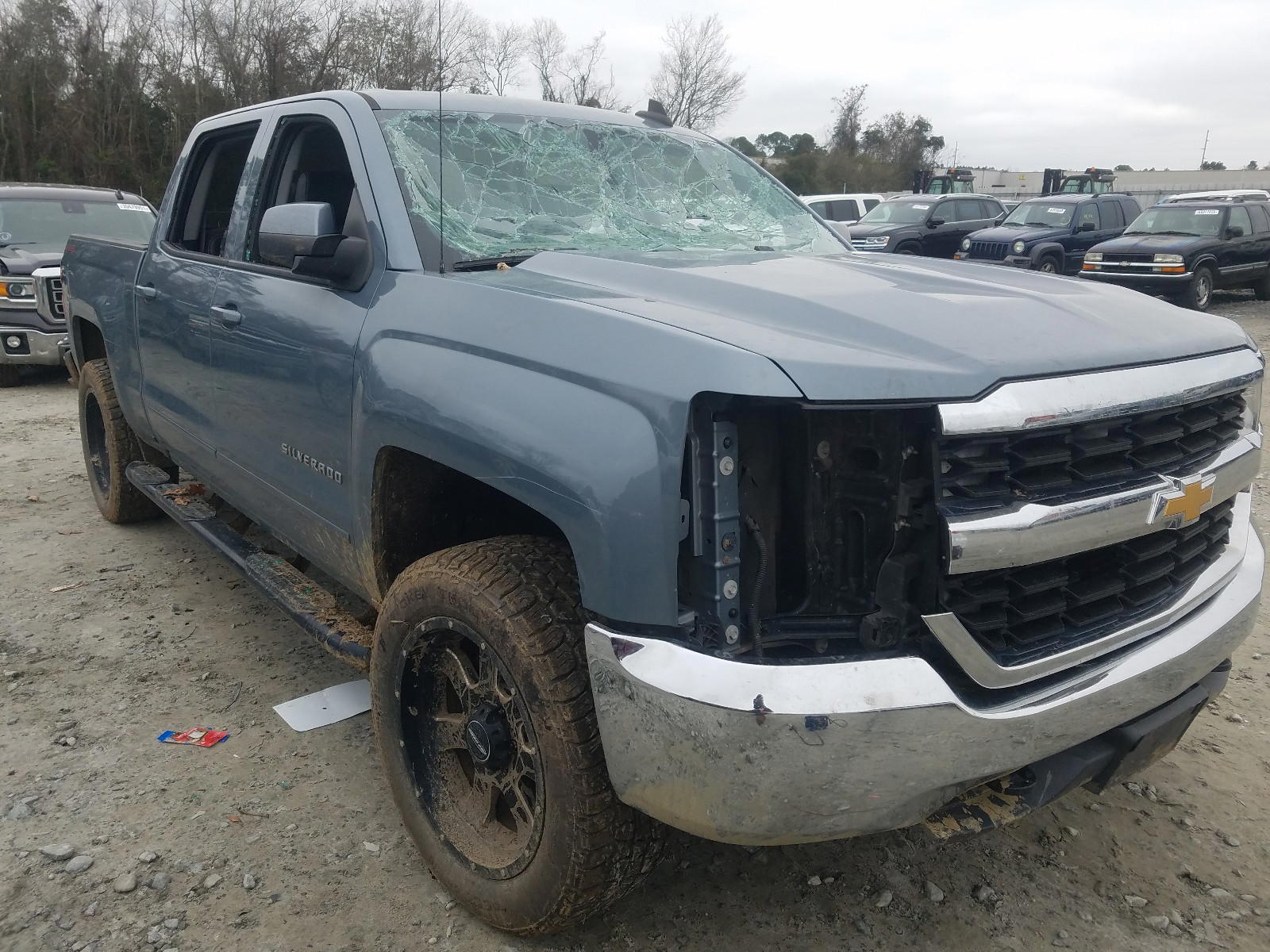 Photo 9 from auction – 2016 CHEVROLET SILVERADO with VIN 3GCUKREC0GG141109