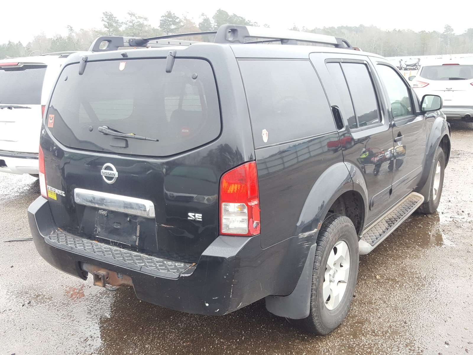 Photo 4 from auction – 2005 NISSAN PATHFINDER with VIN 5N1AR18W85C785653