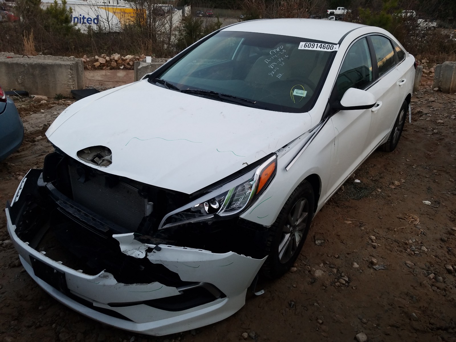 Photo 2 from auction – 2016 HYUNDAI SONATA SE with VIN 5NPE24AF1GH366122