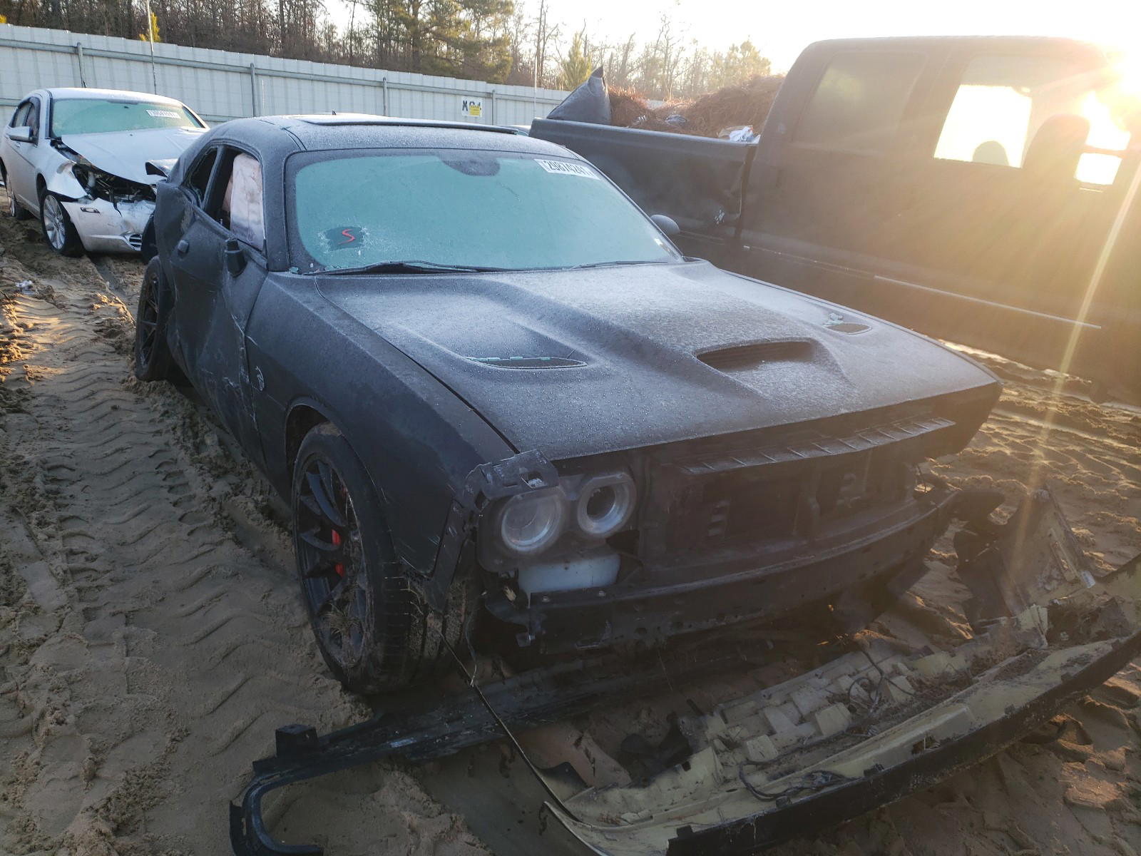 DODGE CHALLENGER 2016 with VIN 2C3CDZC90GH117152 - Photo from auction