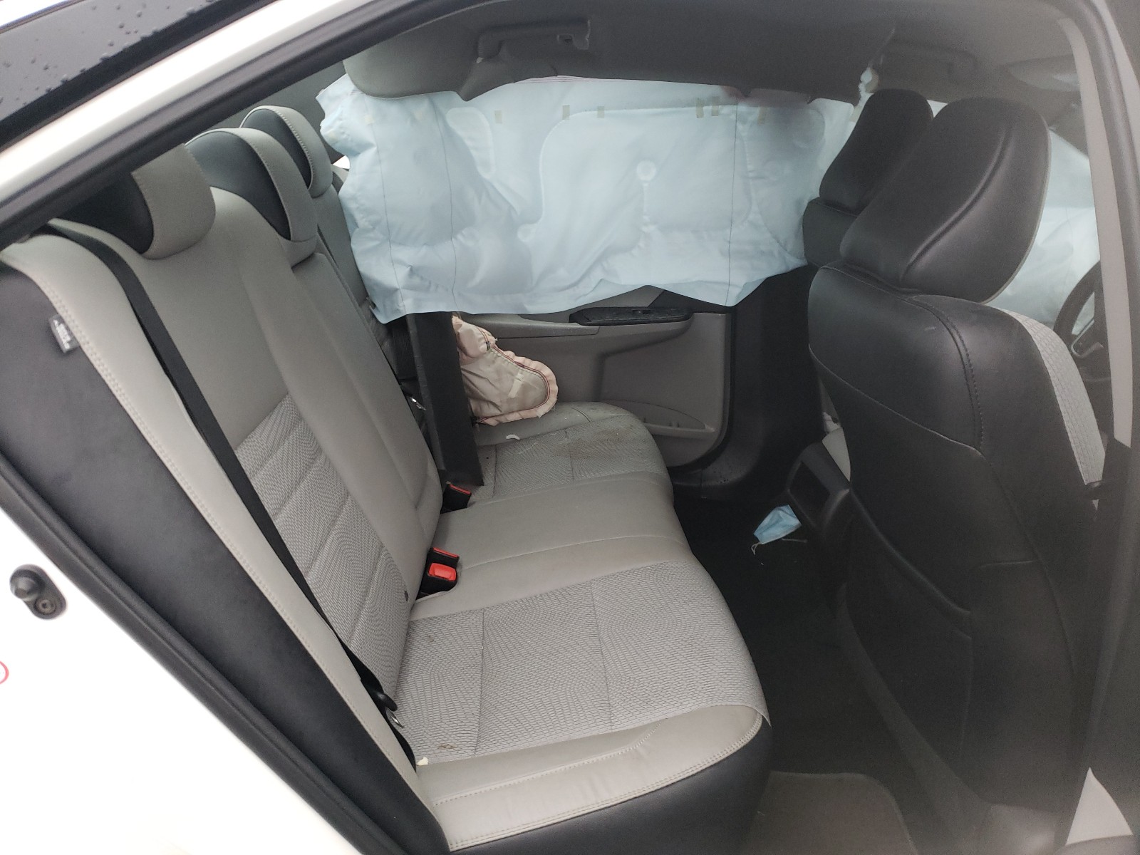 Photo 6 from auction – 2017 TOYOTA CAMRY LE with VIN 4T1BF1FK5HU711084