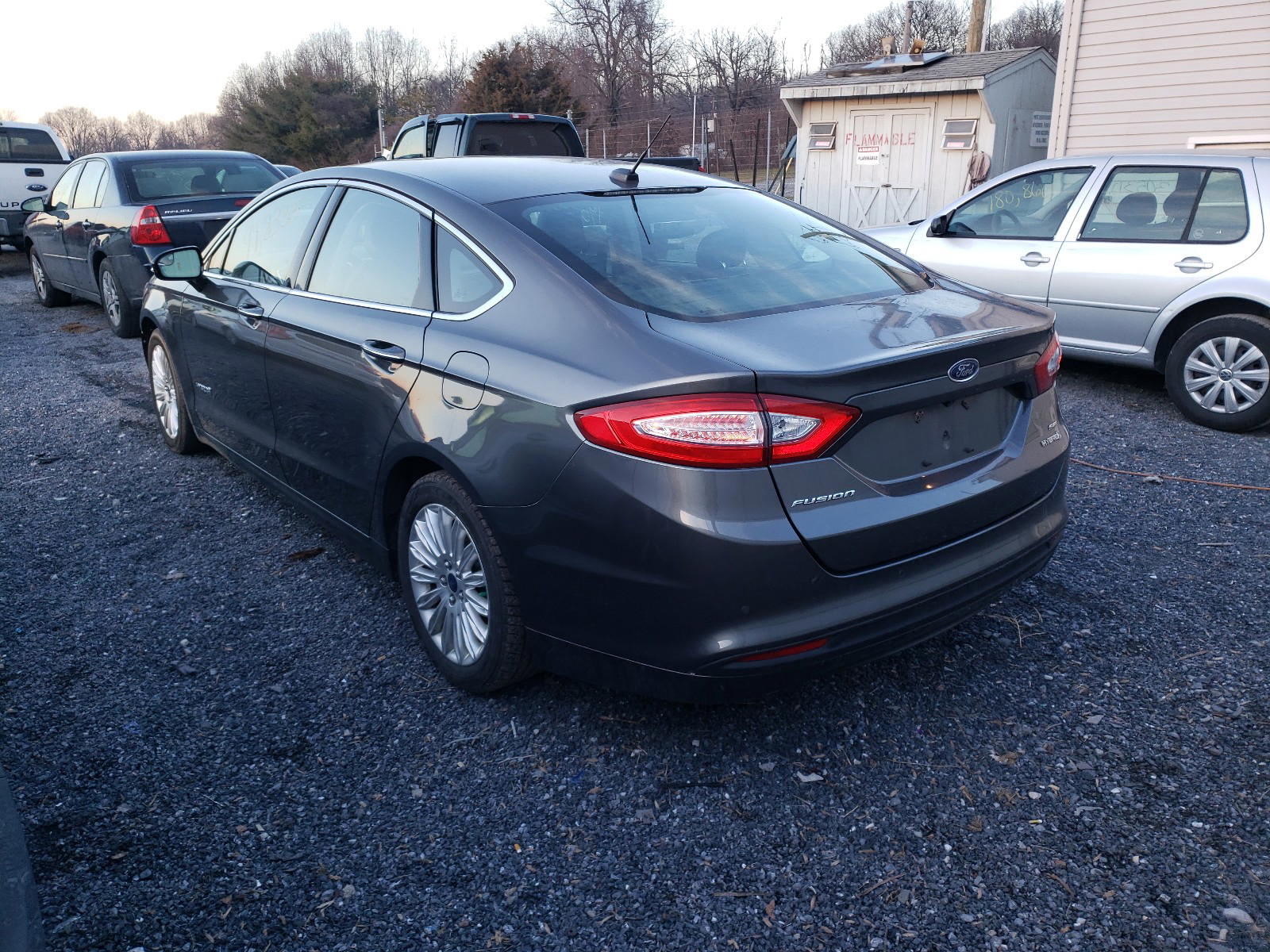 Photo 3 from auction – 2016 FORD FUSION SE with VIN 3FA6P0LU3GR169501