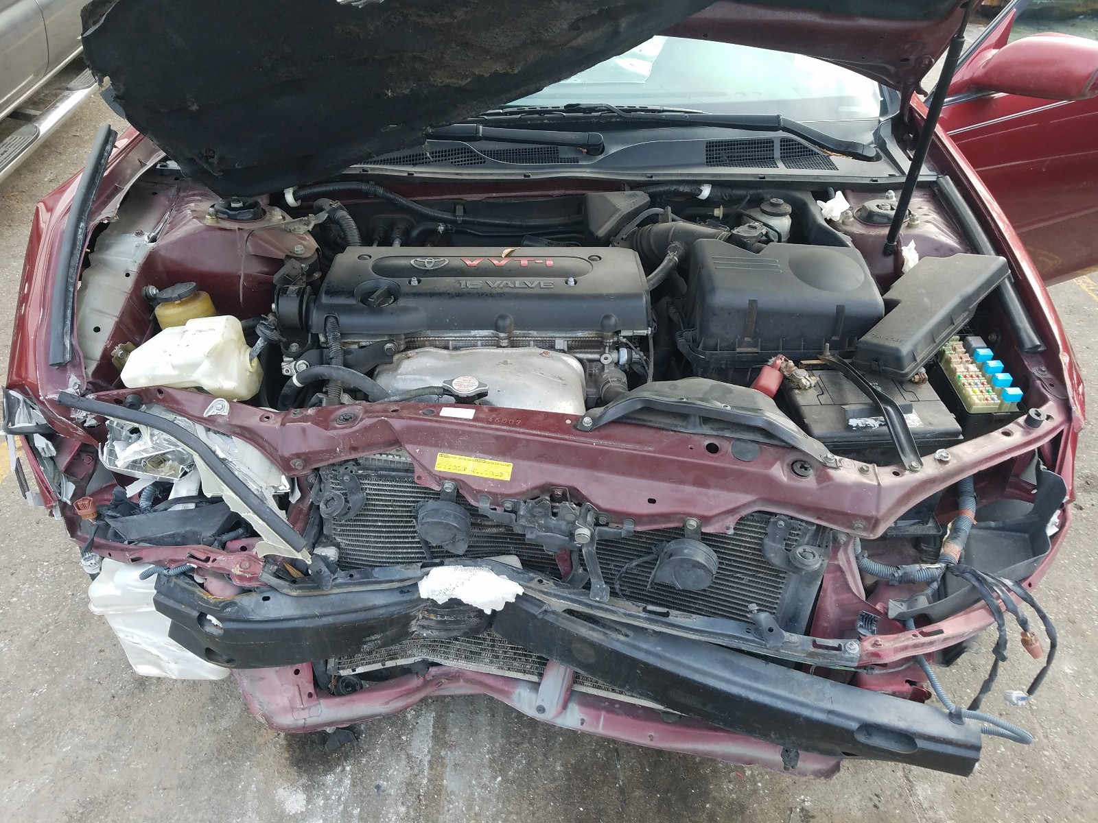 Photo 7 from auction – 2004 TOYOTA CAMRY LE with VIN 4T1BE32KX4U280627