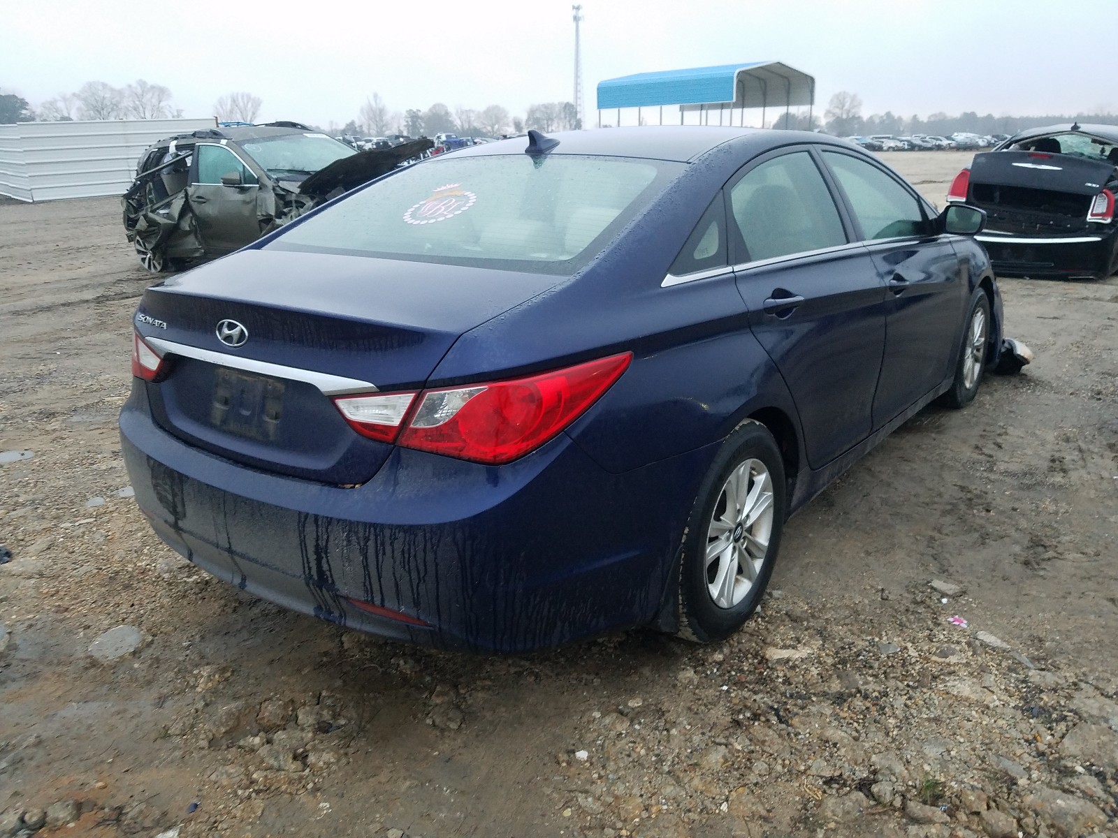 Photo 4 from auction – 2011 HYUNDAI SONATA GLS with VIN 5NPEB4AC4BH123581