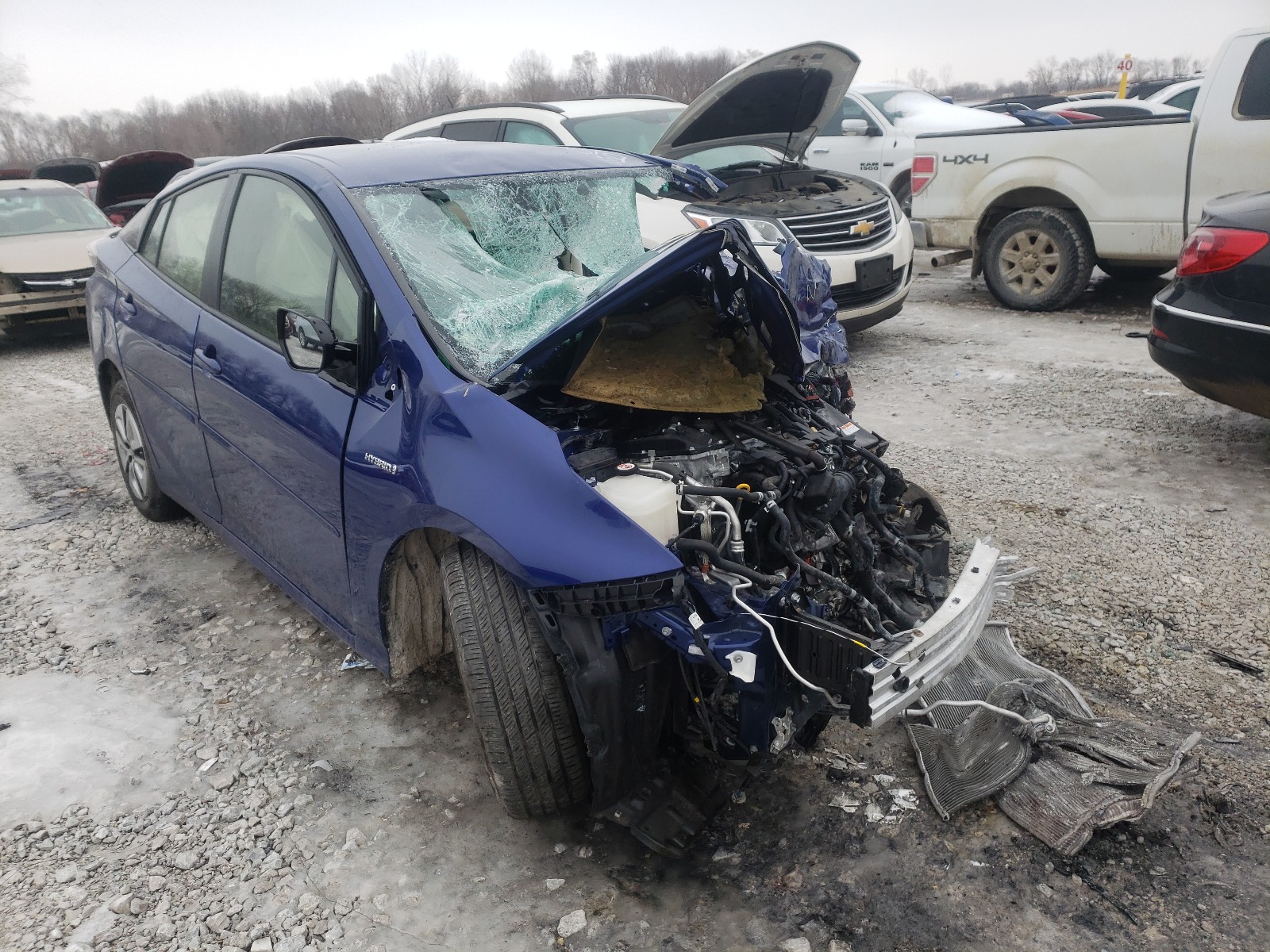 TOYOTA PRIUS 2018 with VIN JTDKARFU0J3067122 - Photo from auction