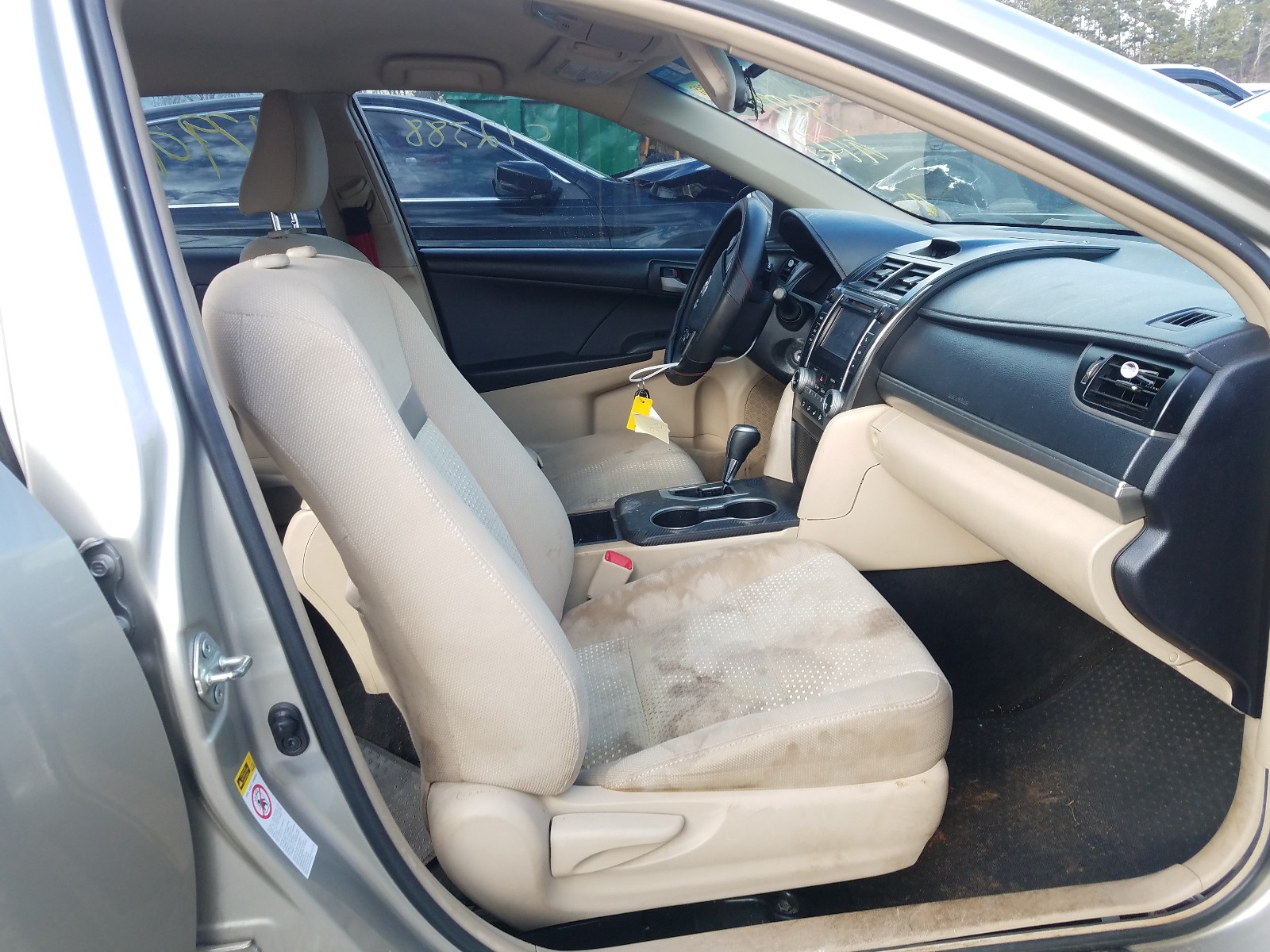 Photo 5 from auction – 2014 TOYOTA CAMRY L with VIN 4T1BF1FK1EU765705
