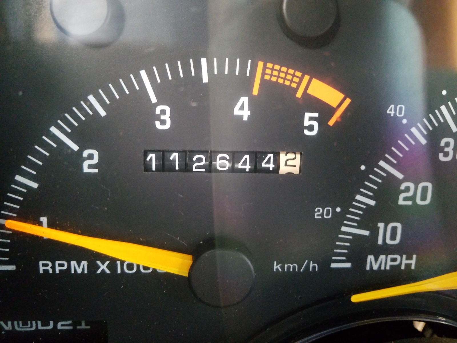Photo 8 from auction – 1994 GMC SUBURBAN with VIN 1GDEC16K4RJ761824